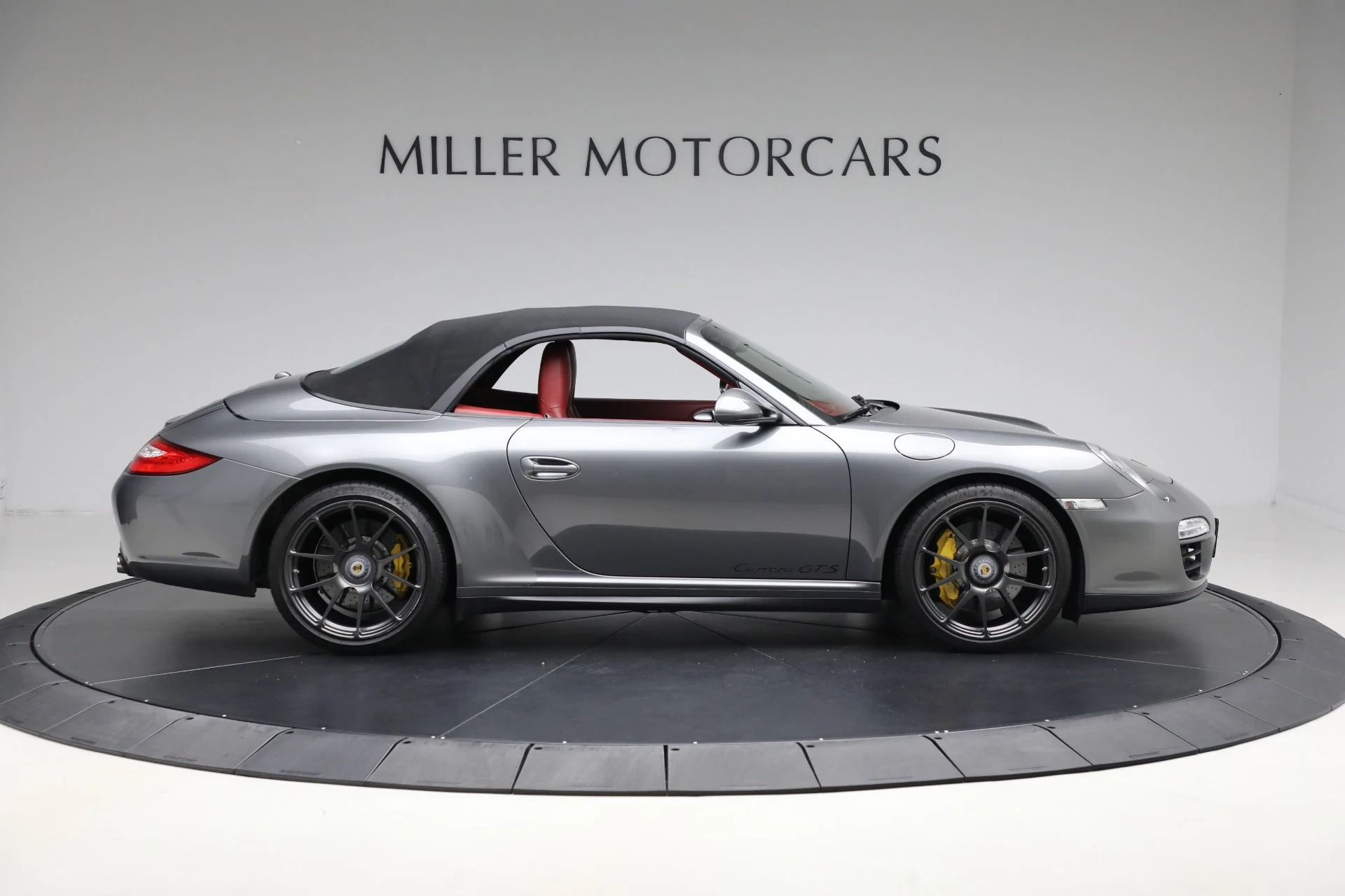 mph027_1484017720_Used_2012_Porsche_911_Carrera_GTS_2b0452edeb