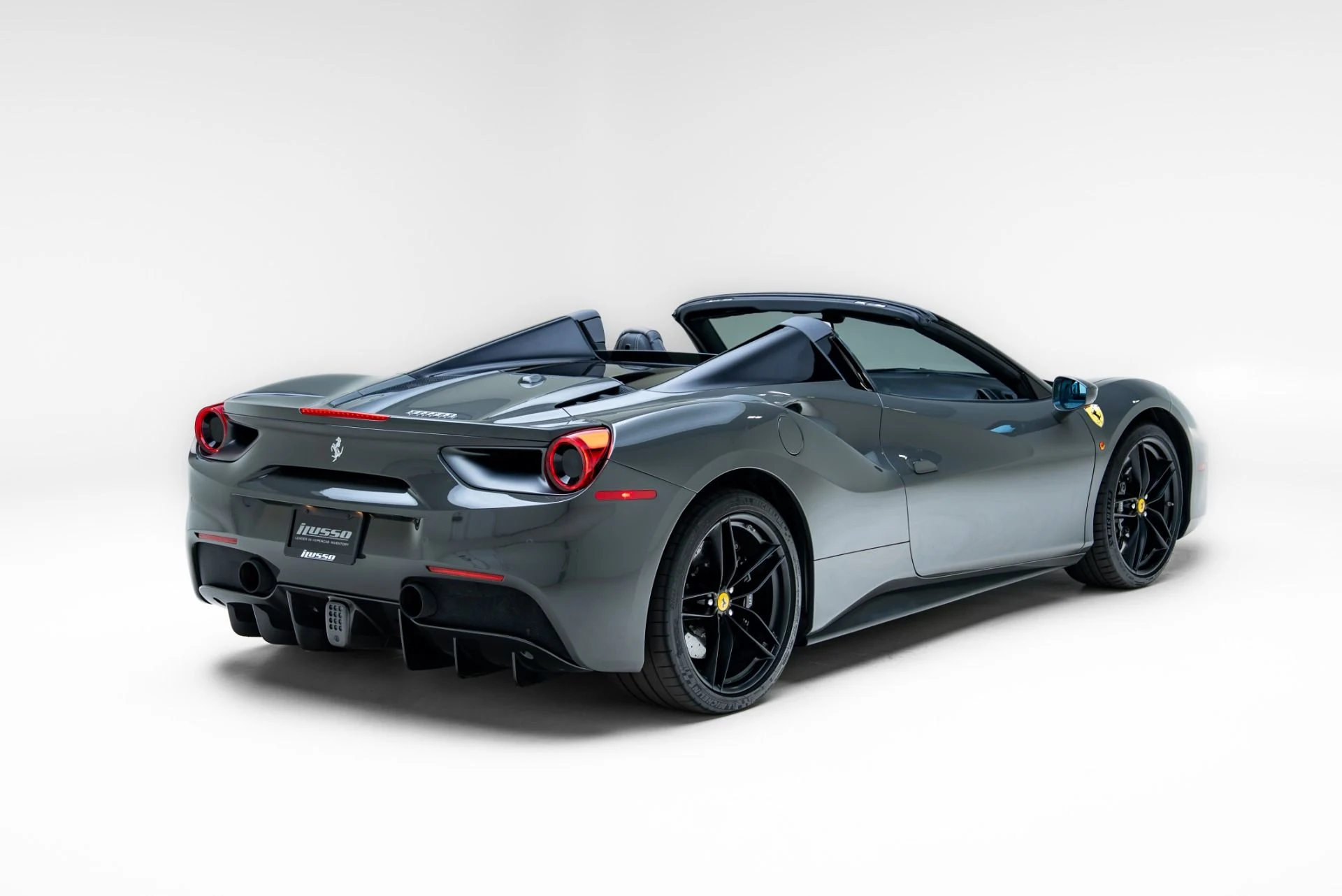 mph027_1484322064_Used_2018_Ferrari_488_Spider_1778276724_6d4438fa5b