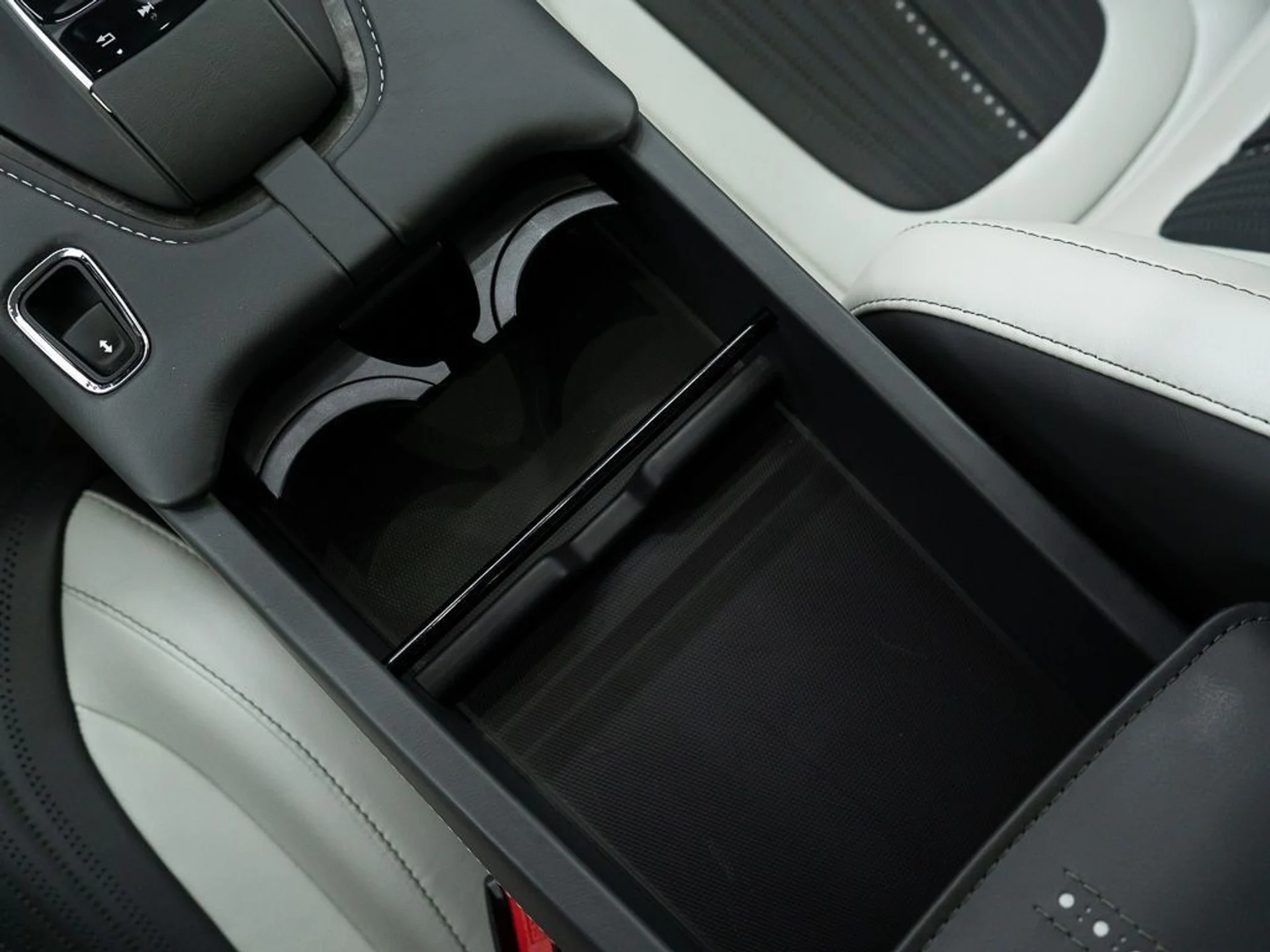 mph027_1492736872_ff91448c65525f00b8a54c93aed9d2c5_e976fe4730