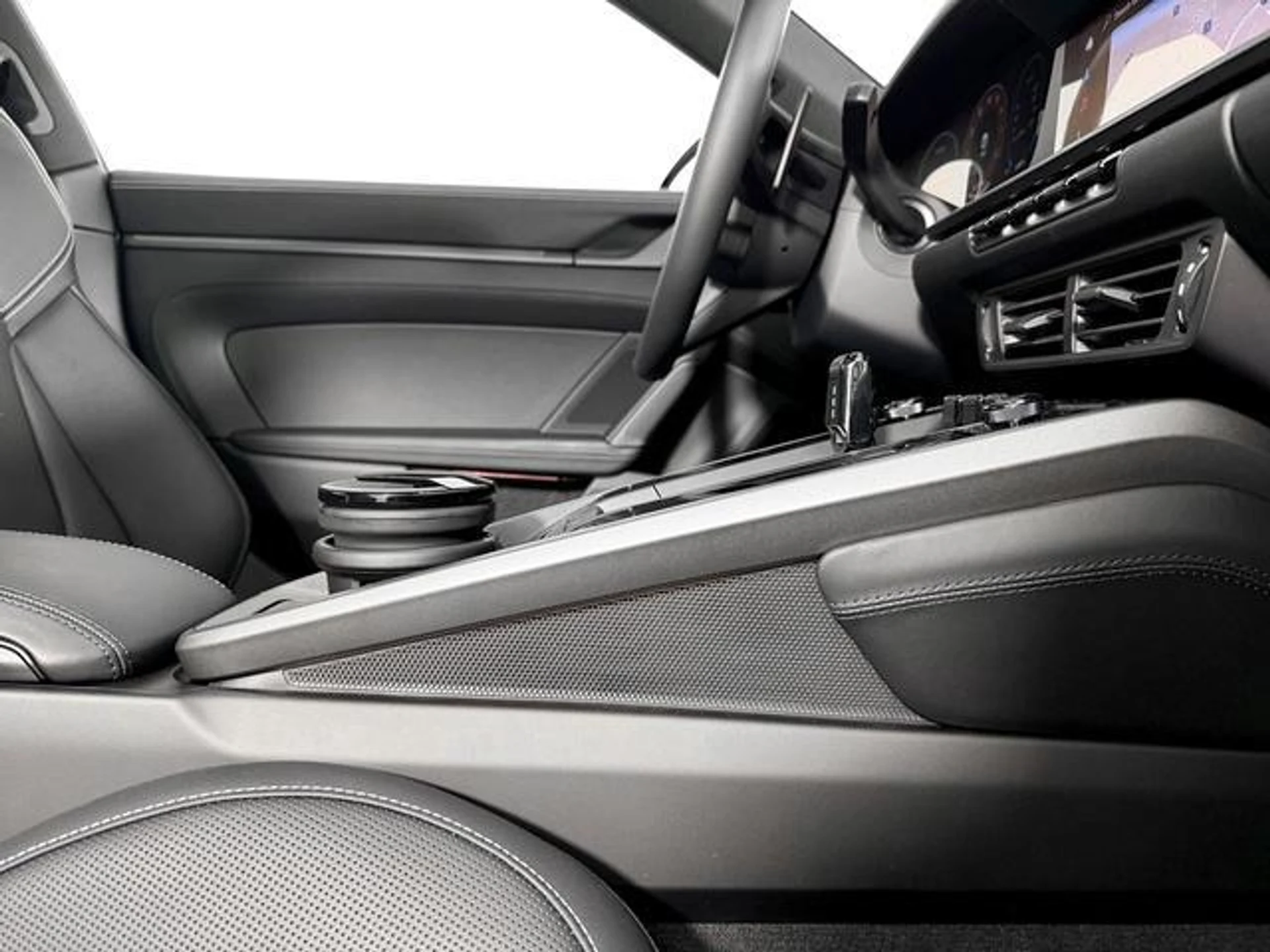 mph027_1515261517_8_C6a_L_To_Ier_Ig_N0qg_U8r_Am8_Y_Wp_Ks_765d9a99bf