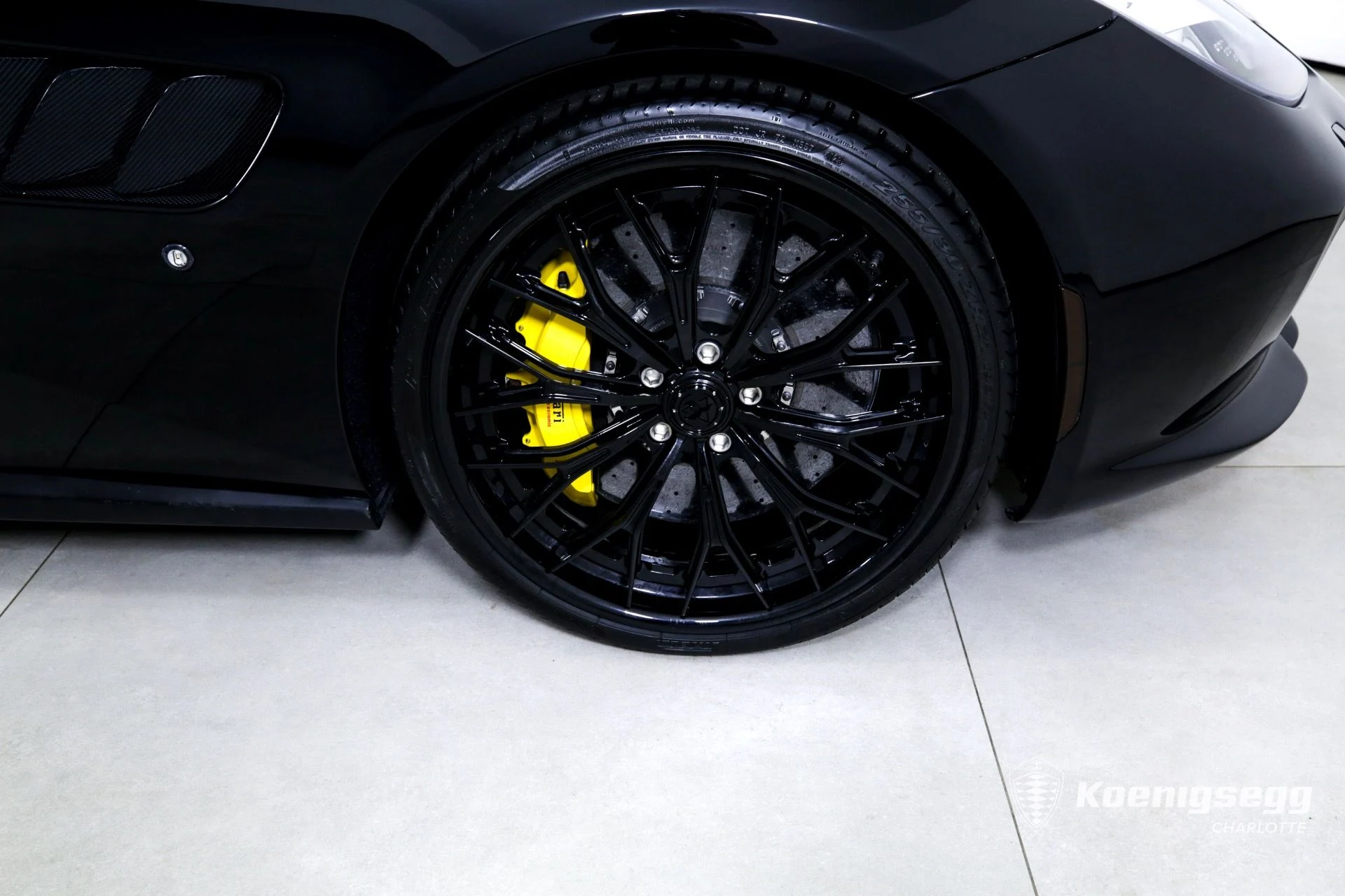 mph027_1521927827_Used_2018_Ferrari_GTC_4_Lusso_T_1761056109_29ed8d488d