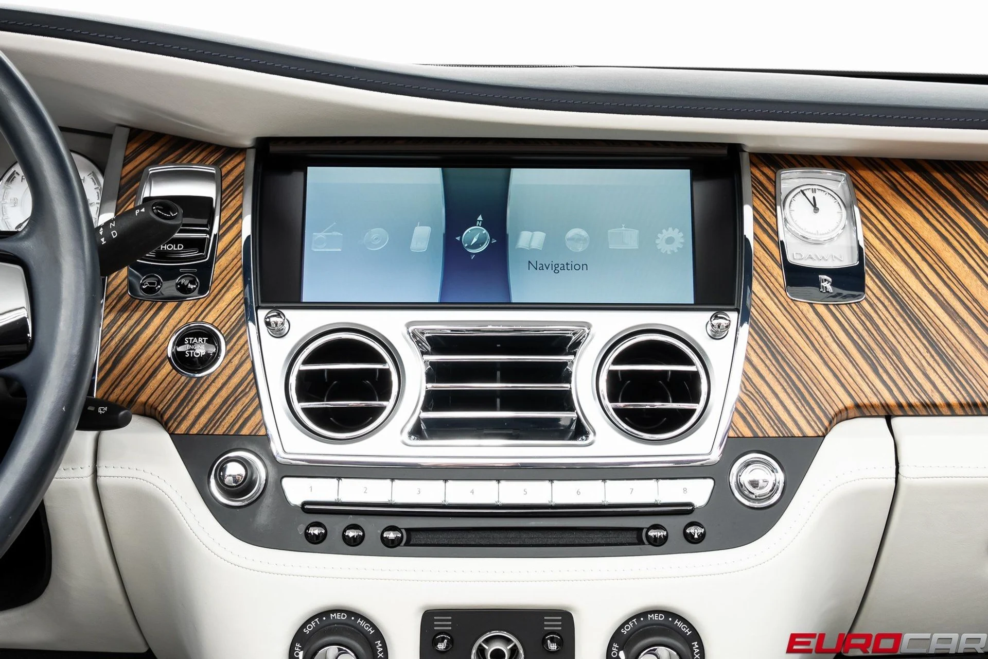 mph027_152545209_image_28_b443a8d2d4