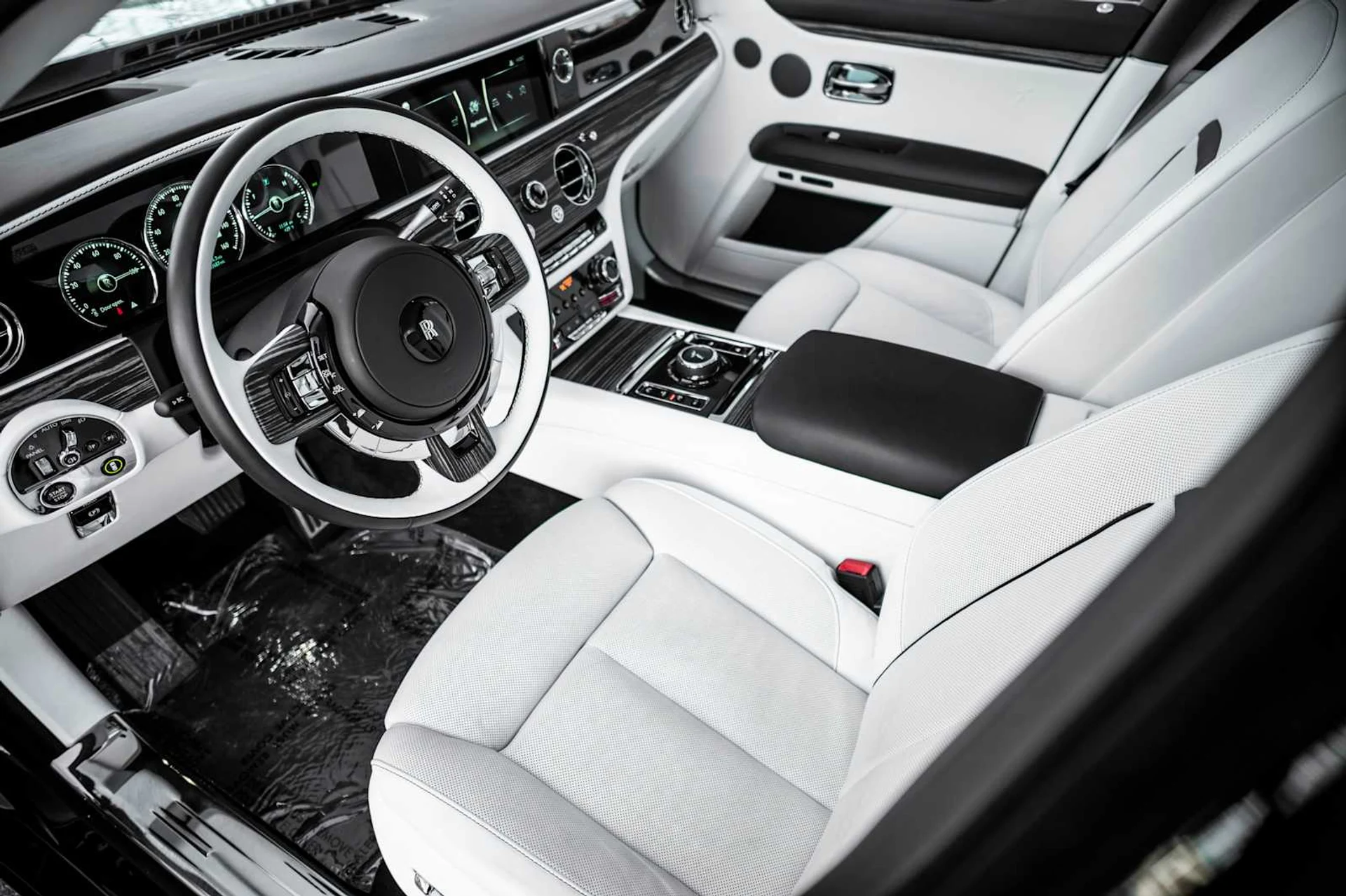 mph027_1530277007_d017a2f8fd8778e11b46eee3448709bcx_4444659419