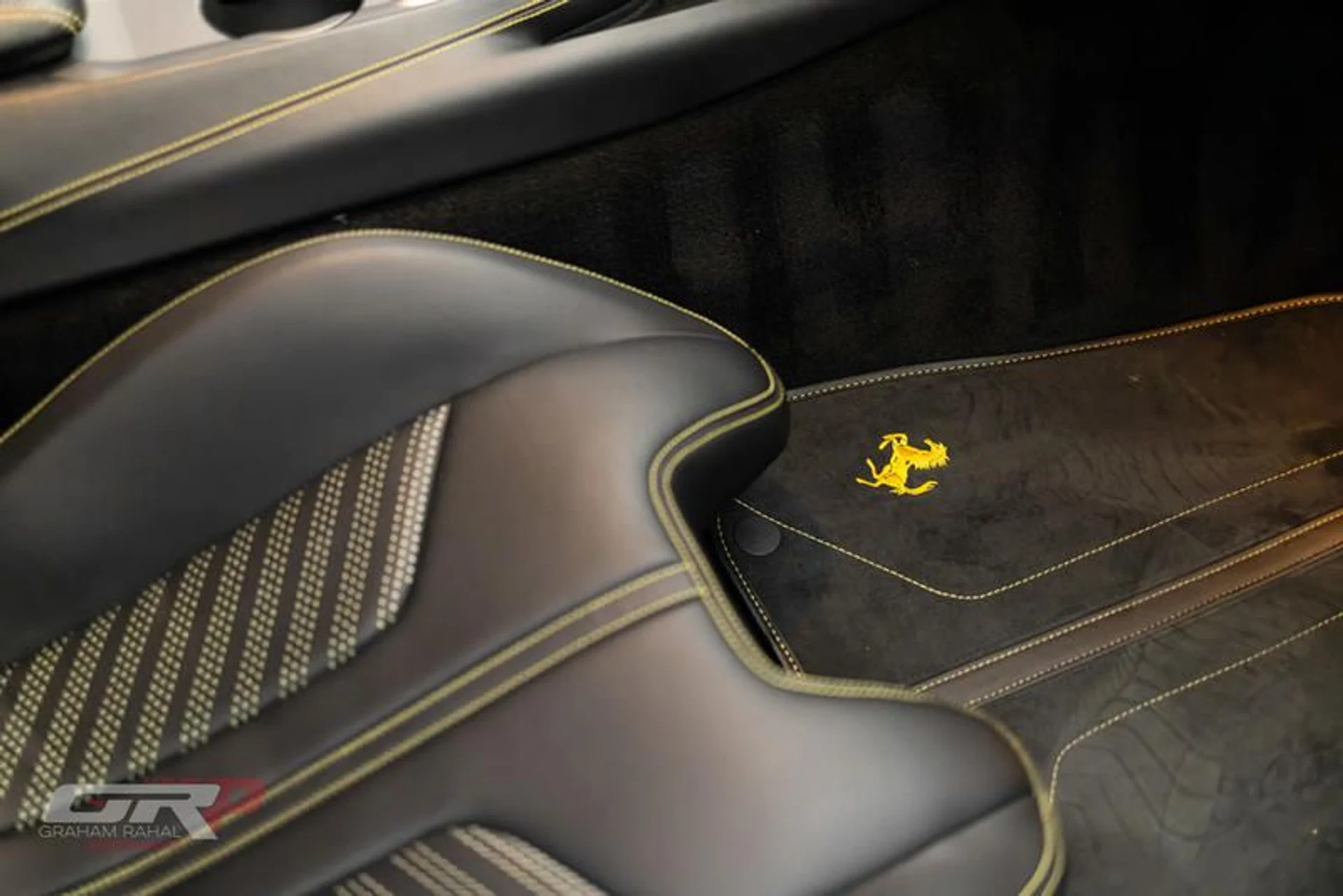 mph027_1530902957_E323859_E_3_E7_E_4_A38_B9_BE_721_AACEE_5_A49_6c3ffaa74d