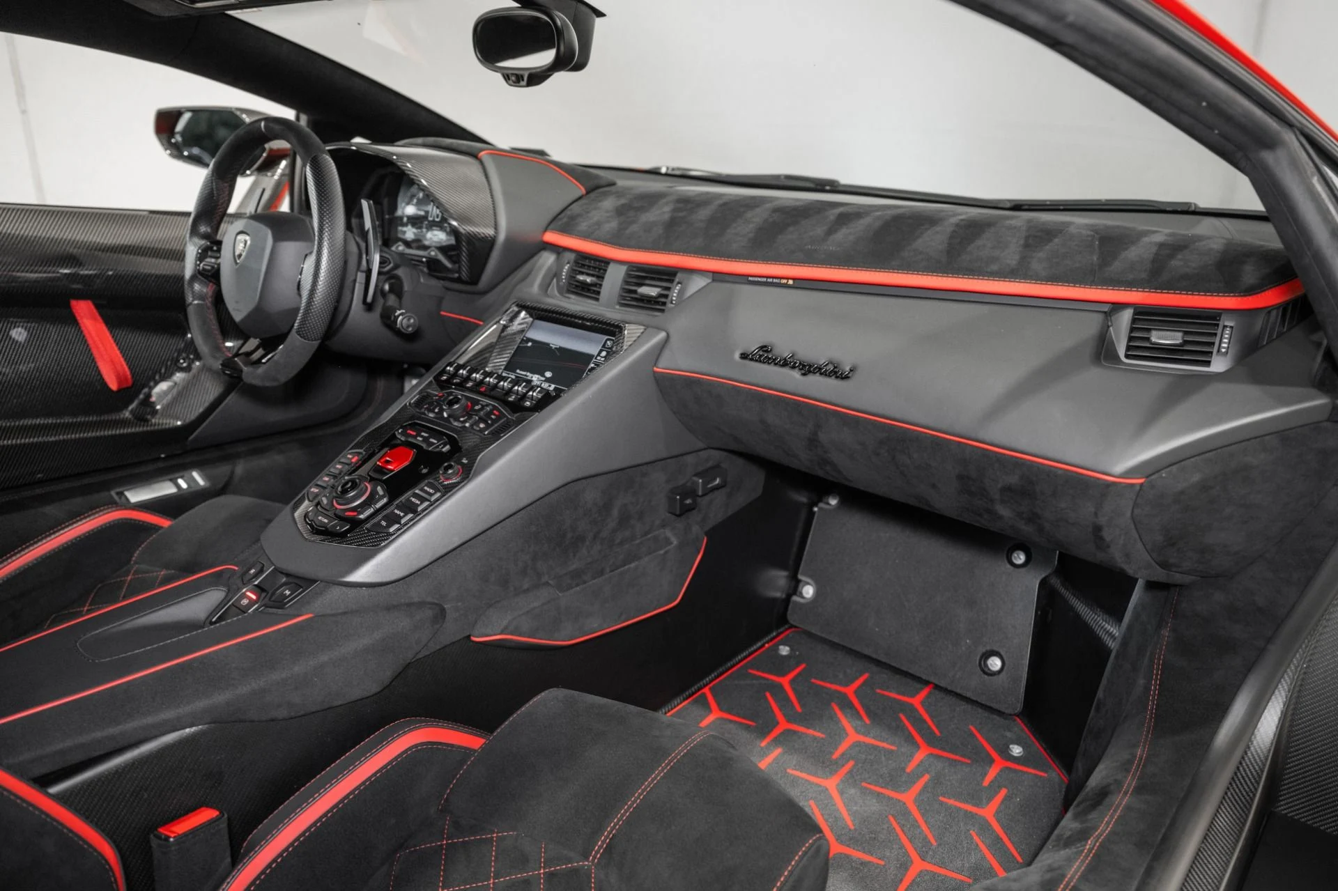 mph027_1531266469_Used_2021_Lamborghini_Aventador_LP_770_4_SVJ_Coupe_1783957098_63a5496cd7