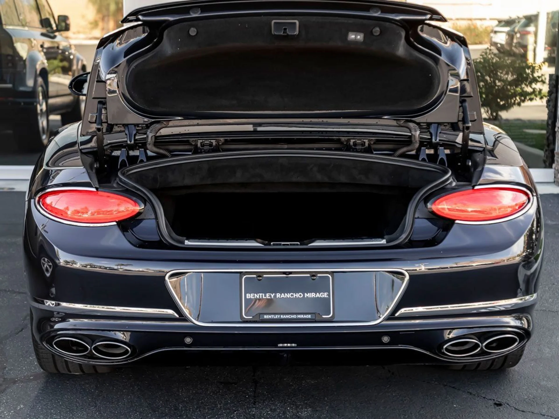 mph027_1547689873_28_5d10edb664