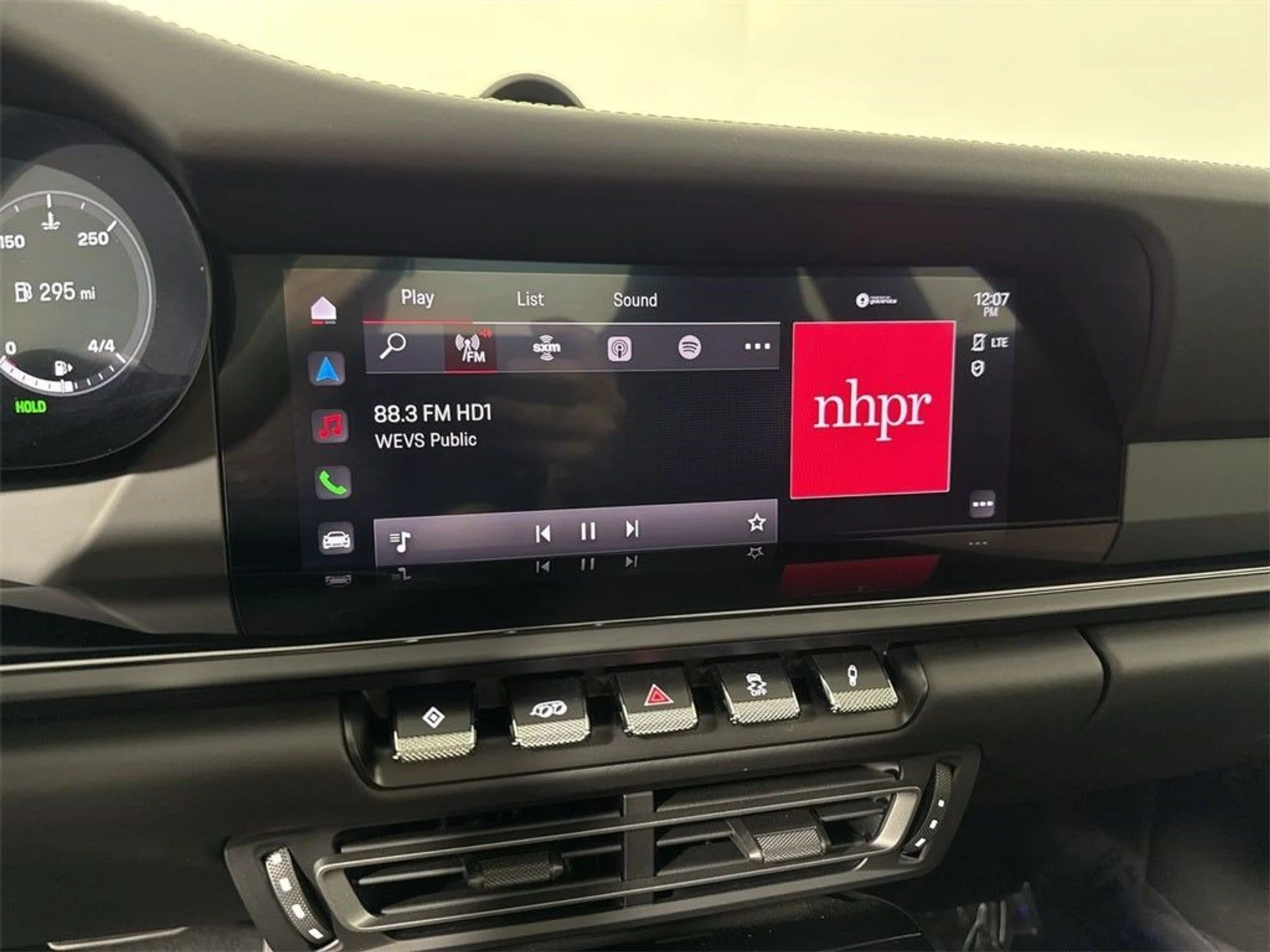 mph027_1550211369_28_c01bd64518