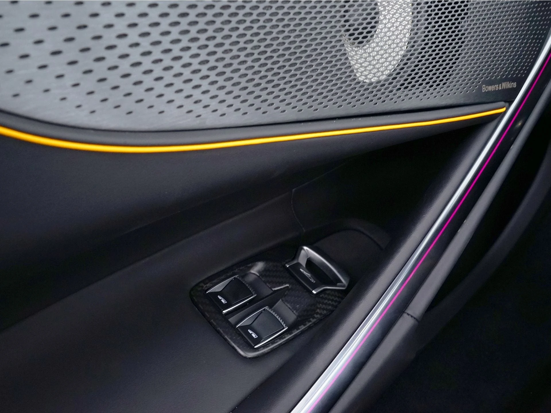 mph027_1555829649_3eb10e8c0493016c1d14e8452785bd62x_d701aa9d63