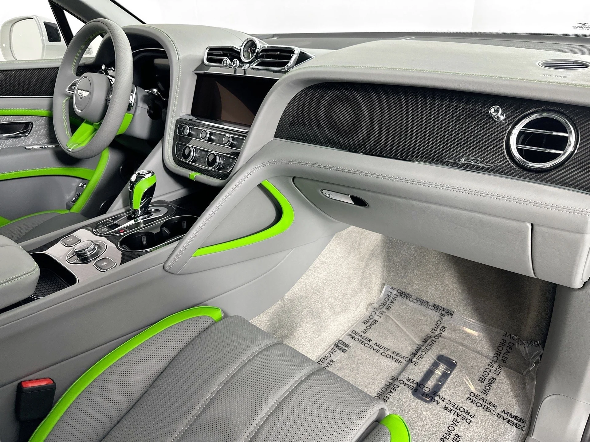 mph027_1561541706_28_54f1916671