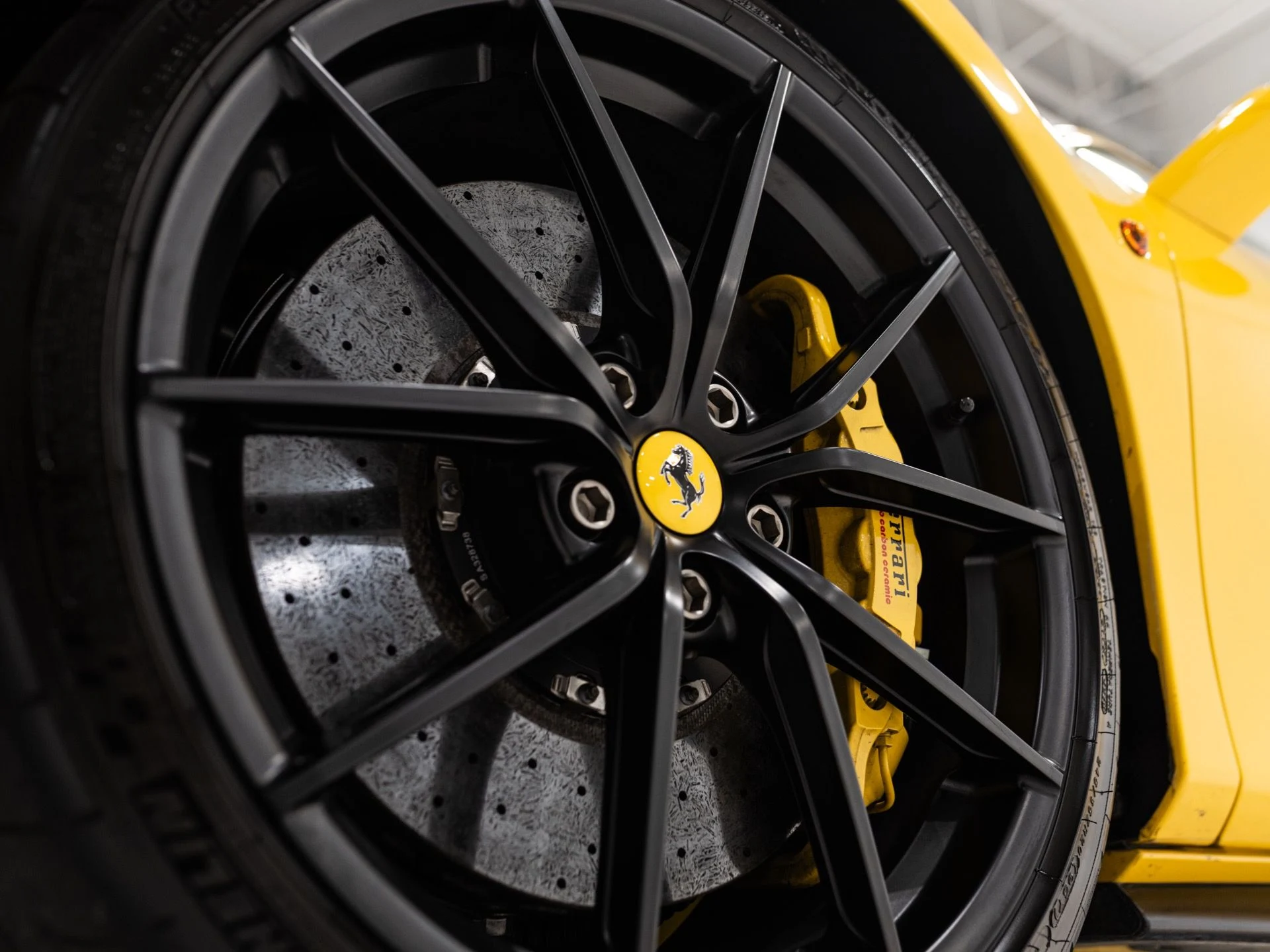 mph027_1566913859_13284_p28_l_ec8f03e8cb