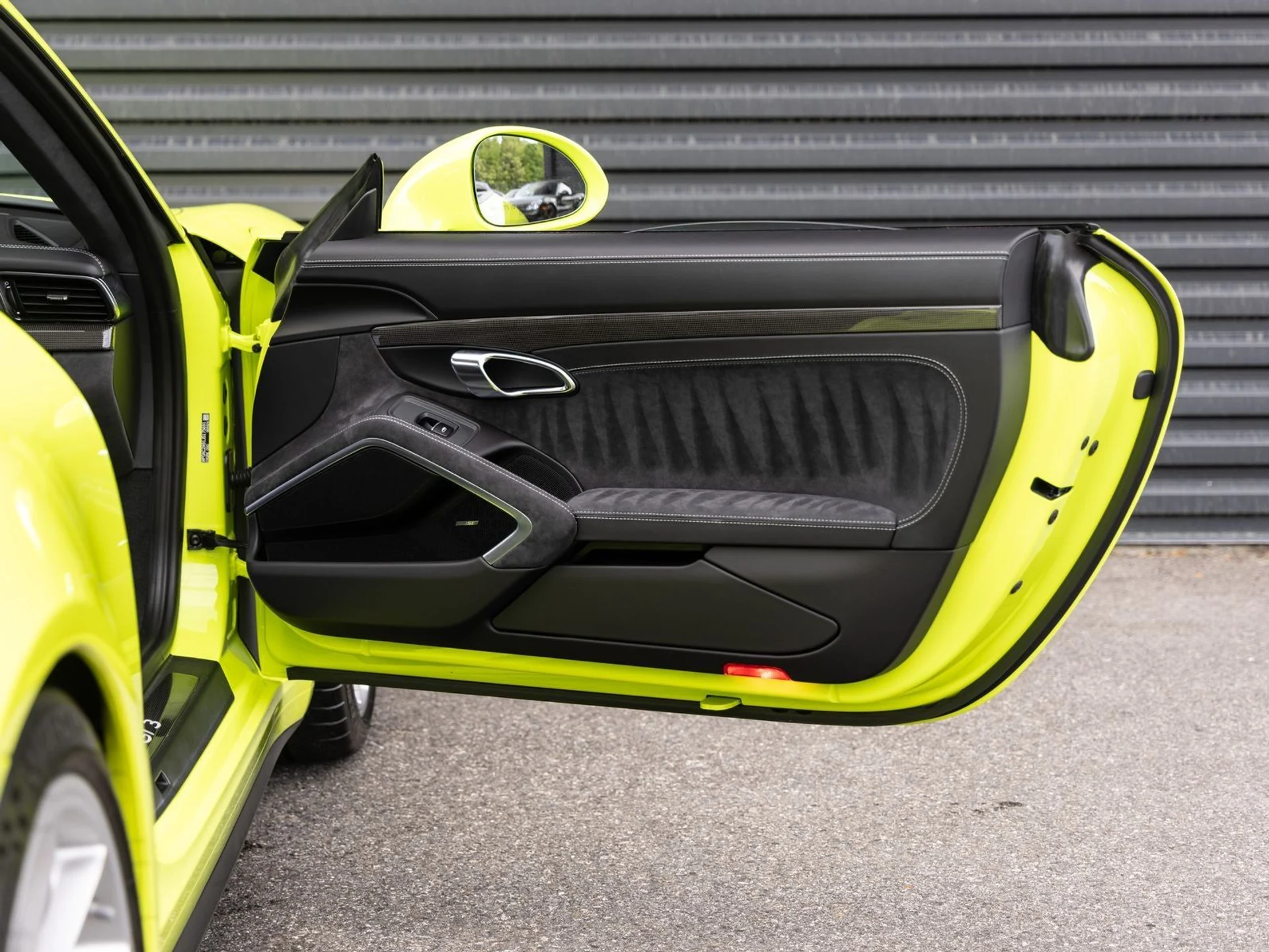 mph027_1567220553_28_8300337534