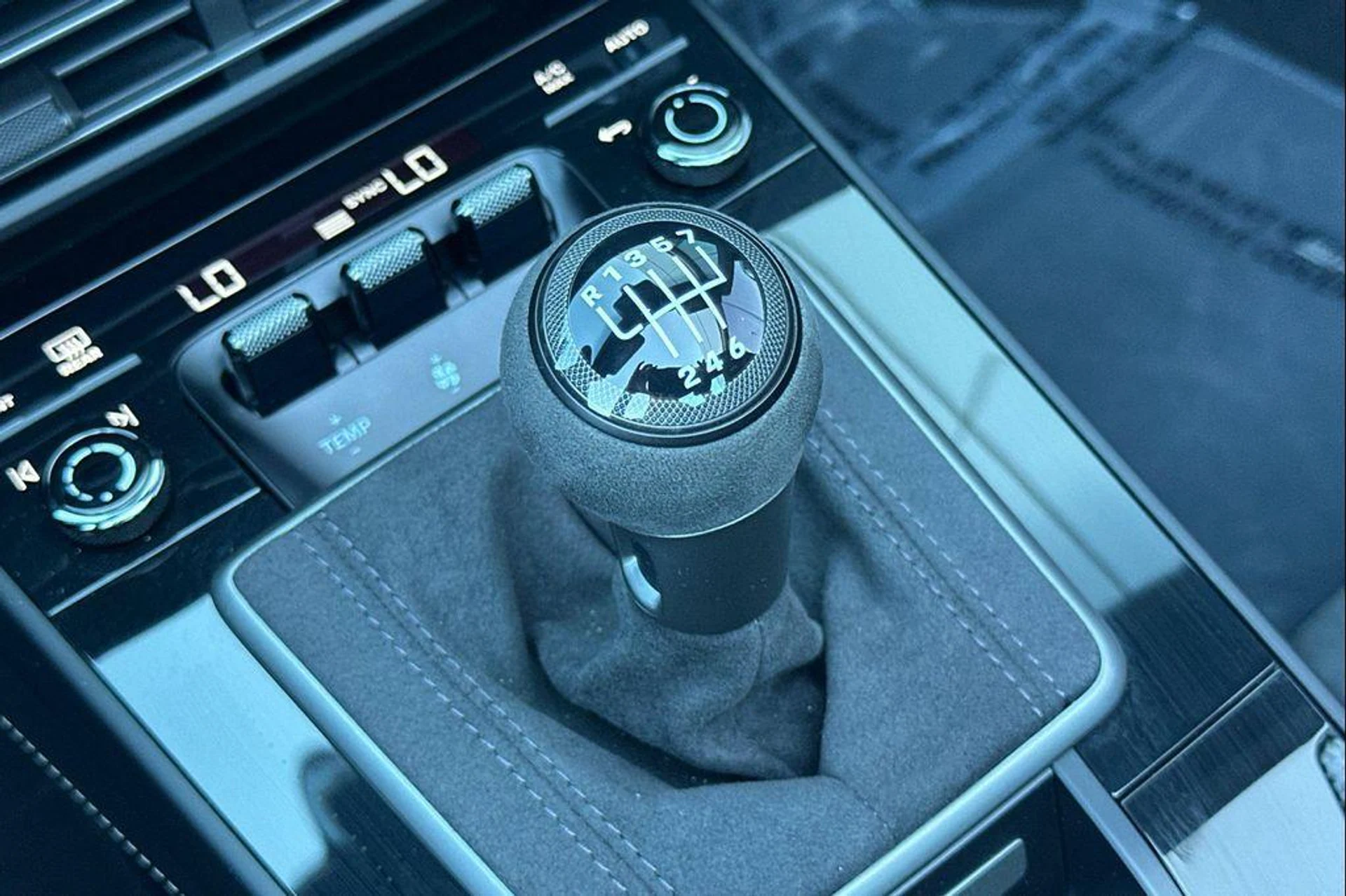 mph027_1569757854_h6d_OCF_7_LYR_9_V2_NJR_Br_Kkyn_d_Uz_M_109601e252