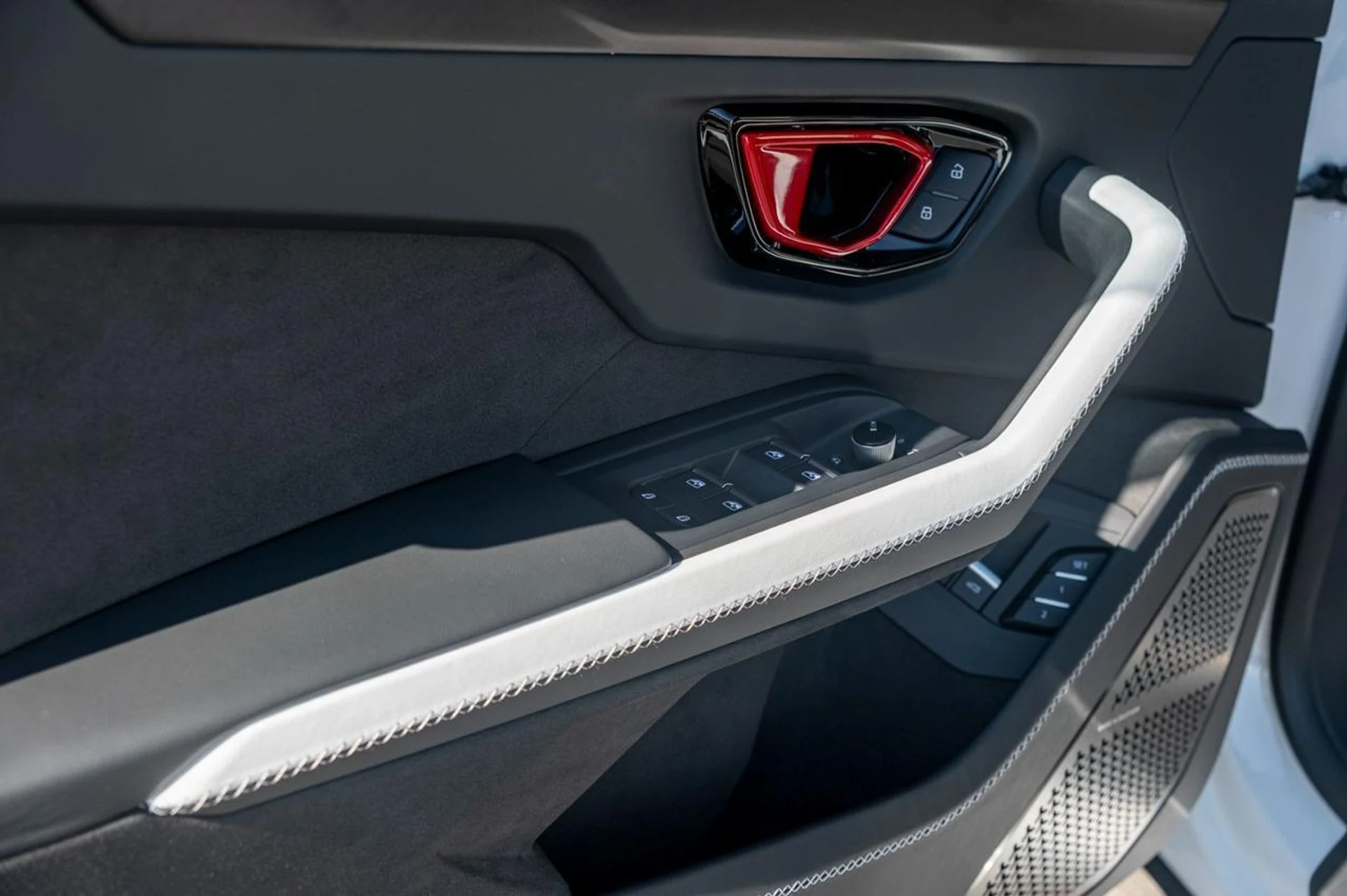 mph027_1570657842_3db344a78aca980ad4919fabb25712eb_e66415a85e