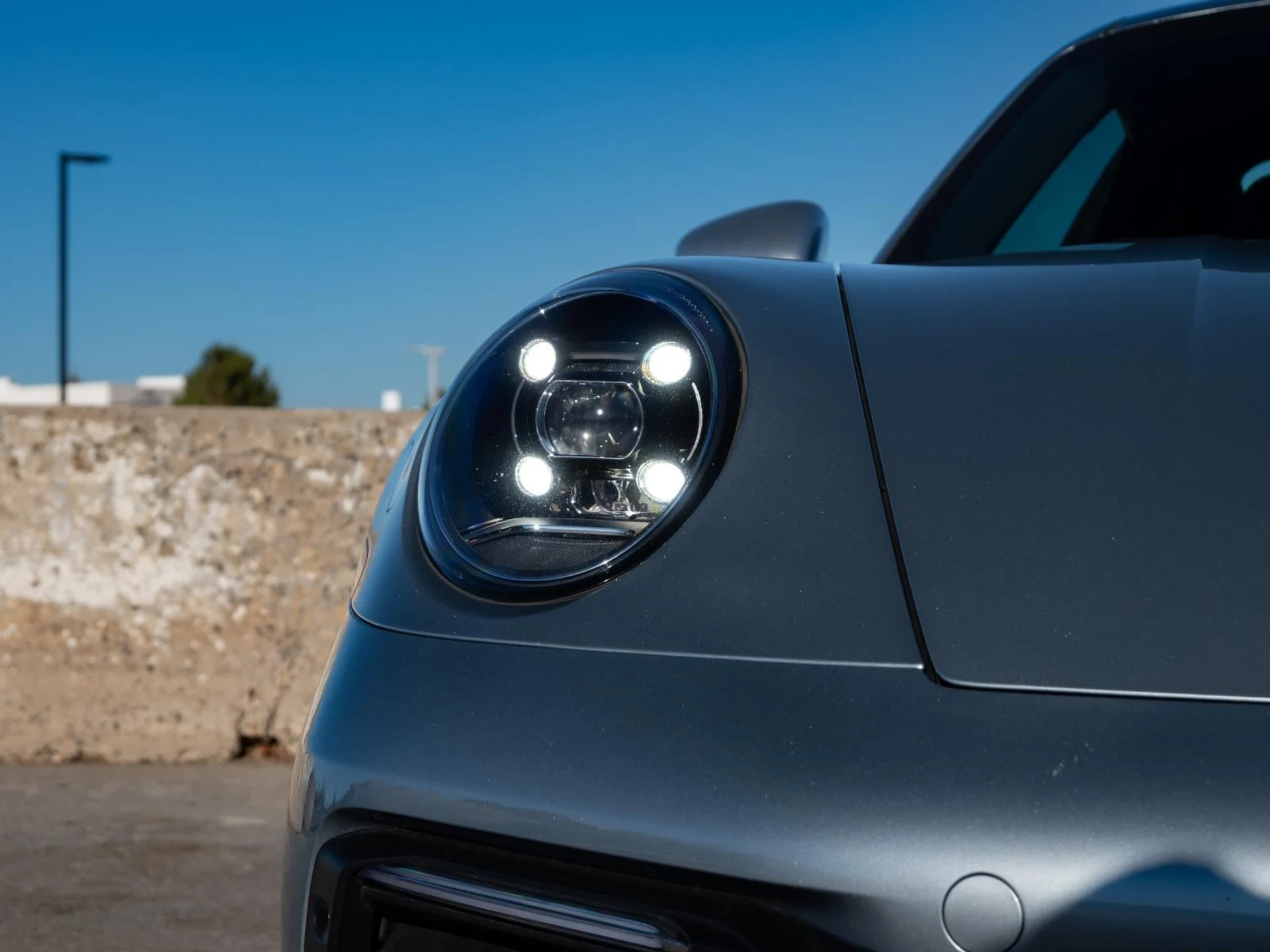 mph027_1571571162_270c26b5f9c4191ff7f7e951d20e376dx_8fed878b25