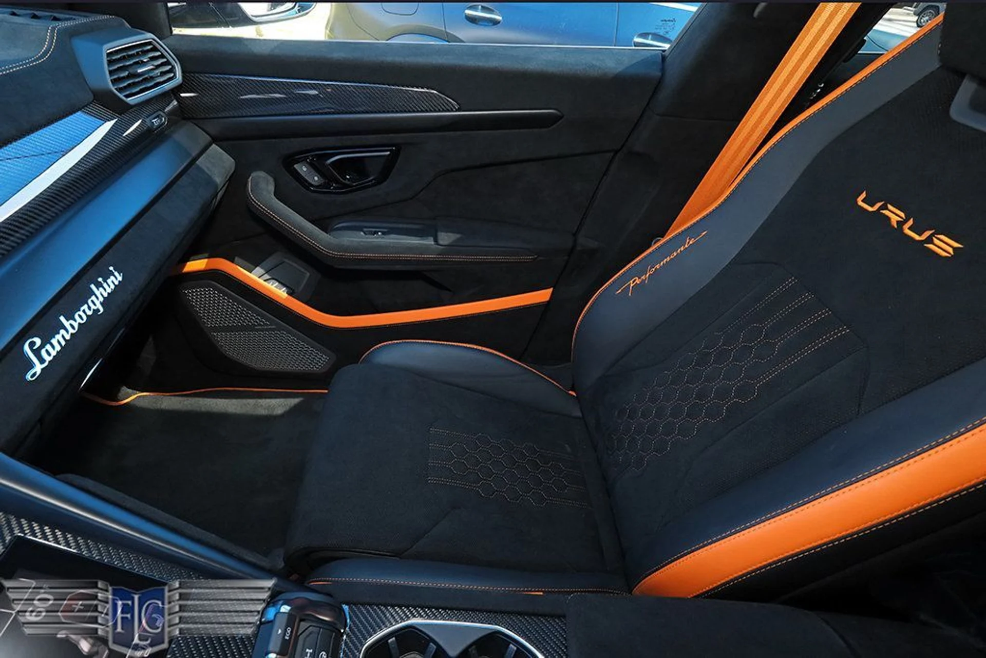 mph027_157191054_used_2024_lamborghini_urus_performanteawd_6305_23012668_28_1024_c34939068e