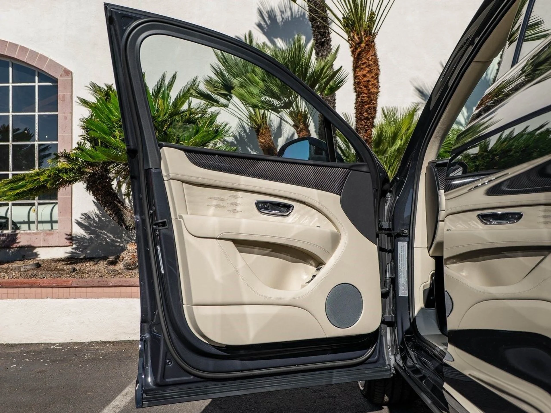 mph027_1572535177_dc53901cf6afefe385c078d331e88cf3x_6786c6f0a6