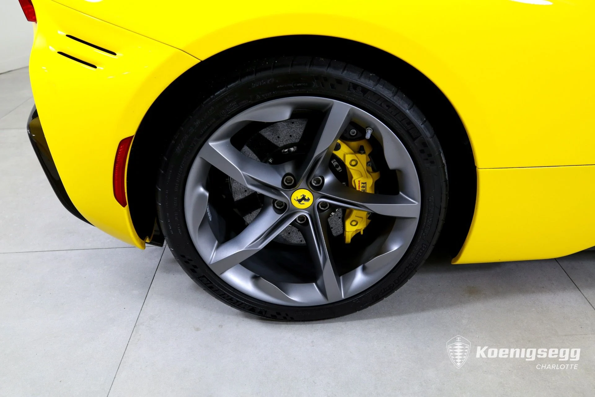 mph027_1573320569_Used_2021_Ferrari_SF_90_Stradale_1760975075_3b78cc90c8