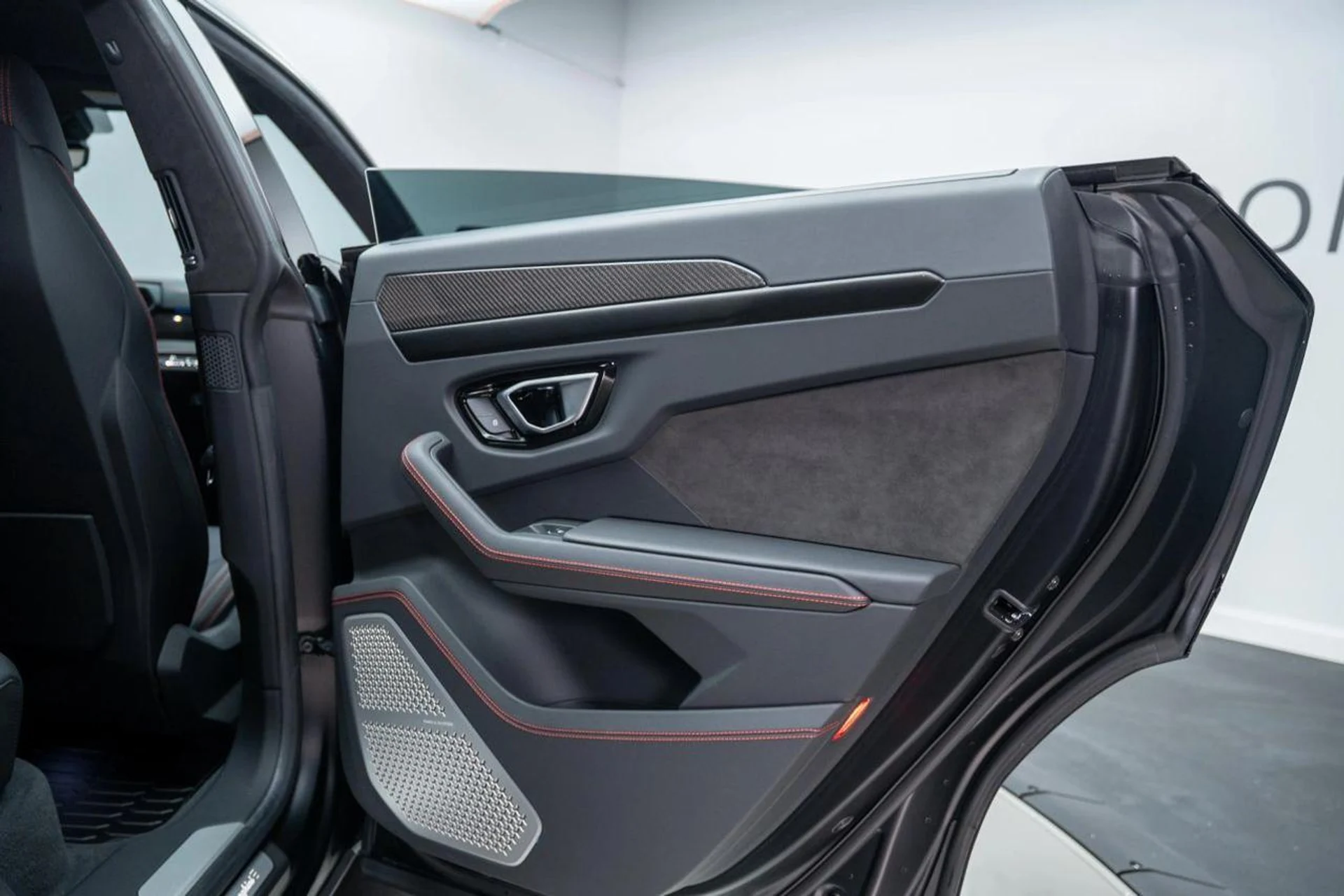 mph027_1579815066_35e4874a80a1b30a8bda9ab87d19c799_c0fa2d00a5