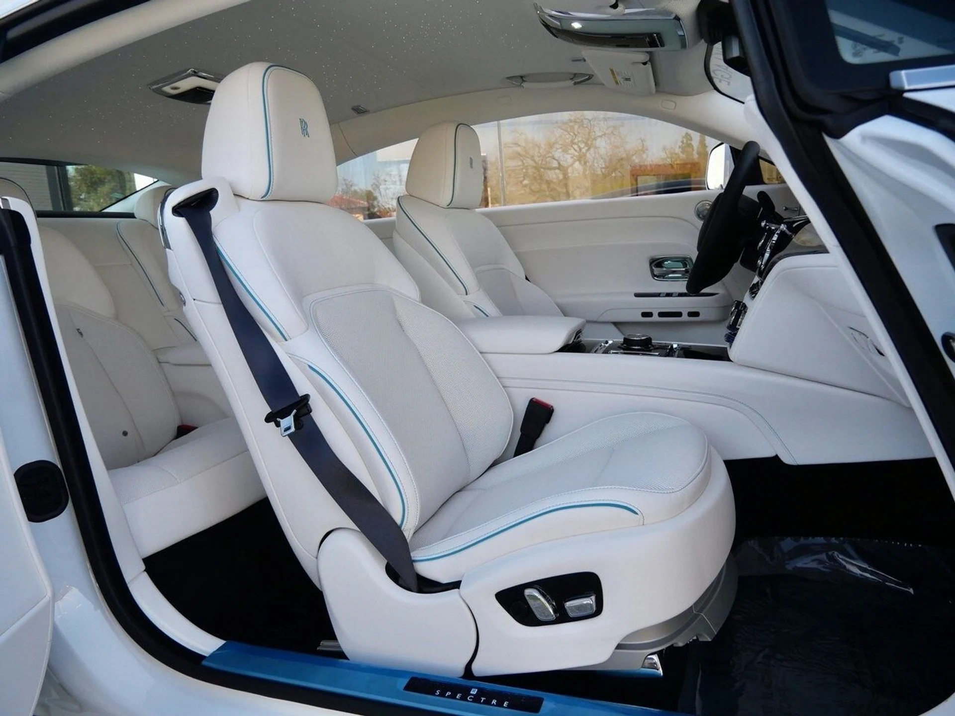 mph027_1582166430_c8c022faade5b00738545e3ef4a0804ax_fb08b91436