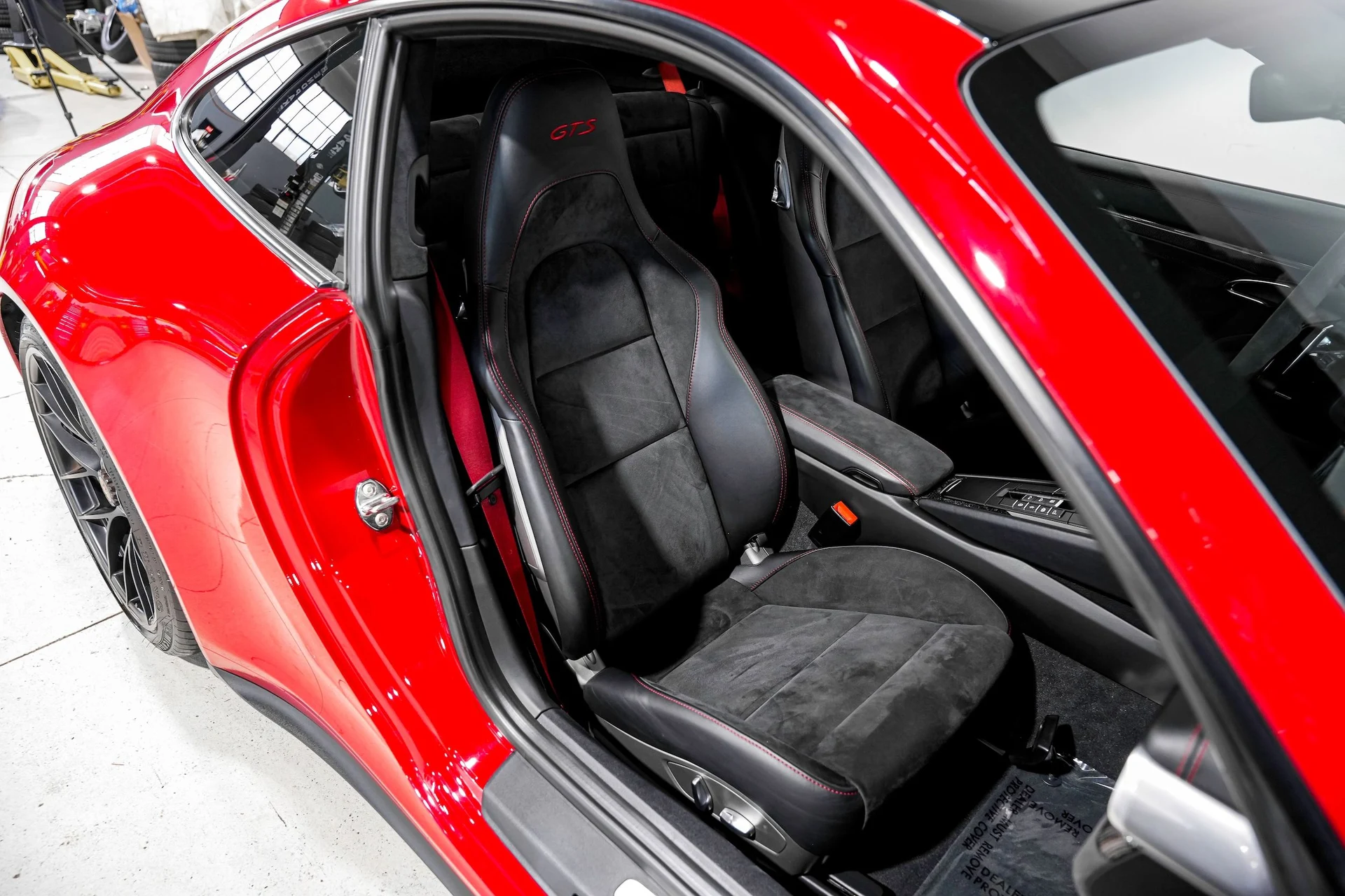 mph027_1589290429_b951fe04f0e85e2f5559384b1a648ba2x_a25bf28ec0