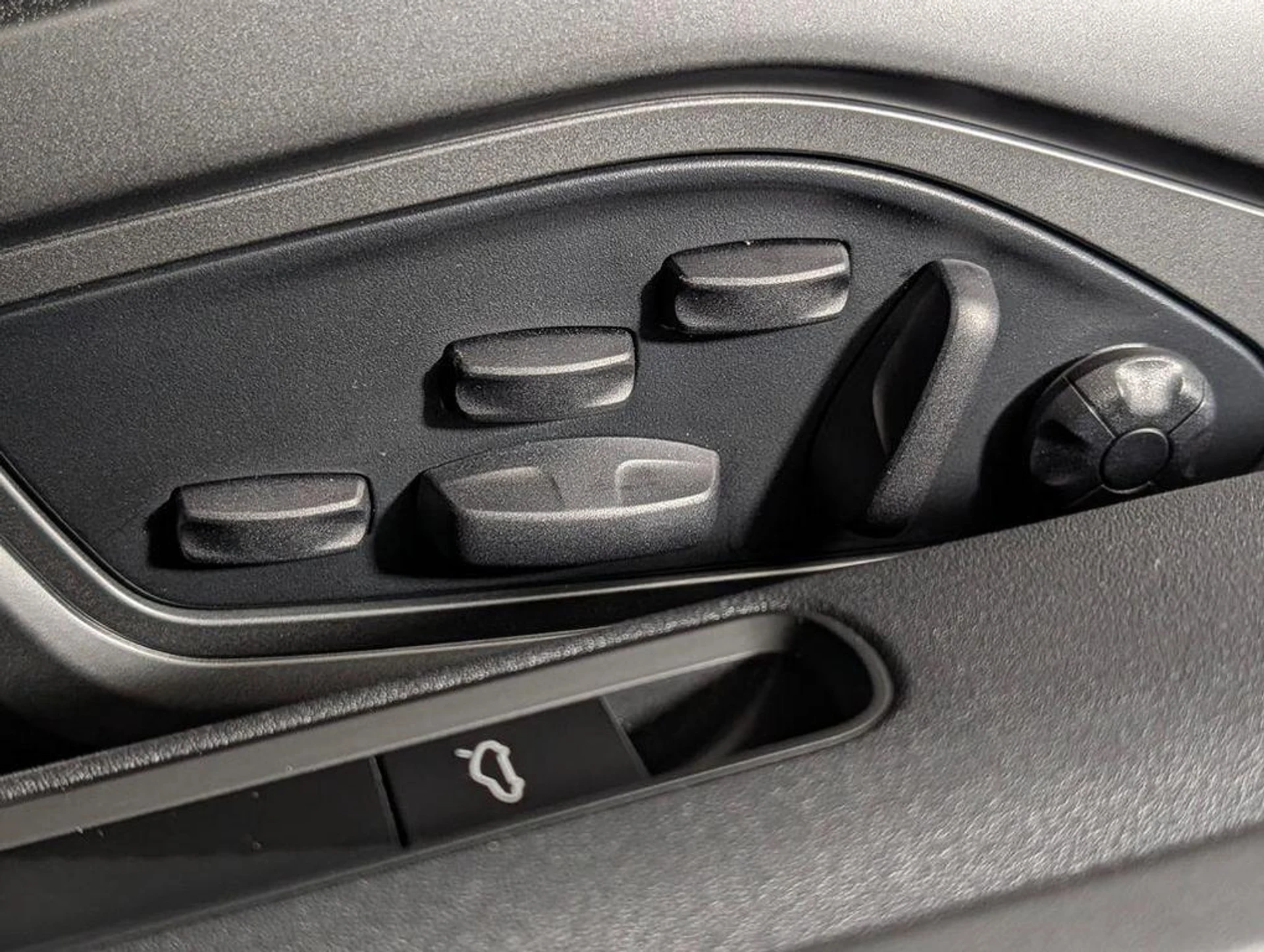 mph027_1590236961_kp_D_Ib9i_A3xq7_Y_Cdj_Rp2d_JC_4nx_Ms_351371abf4