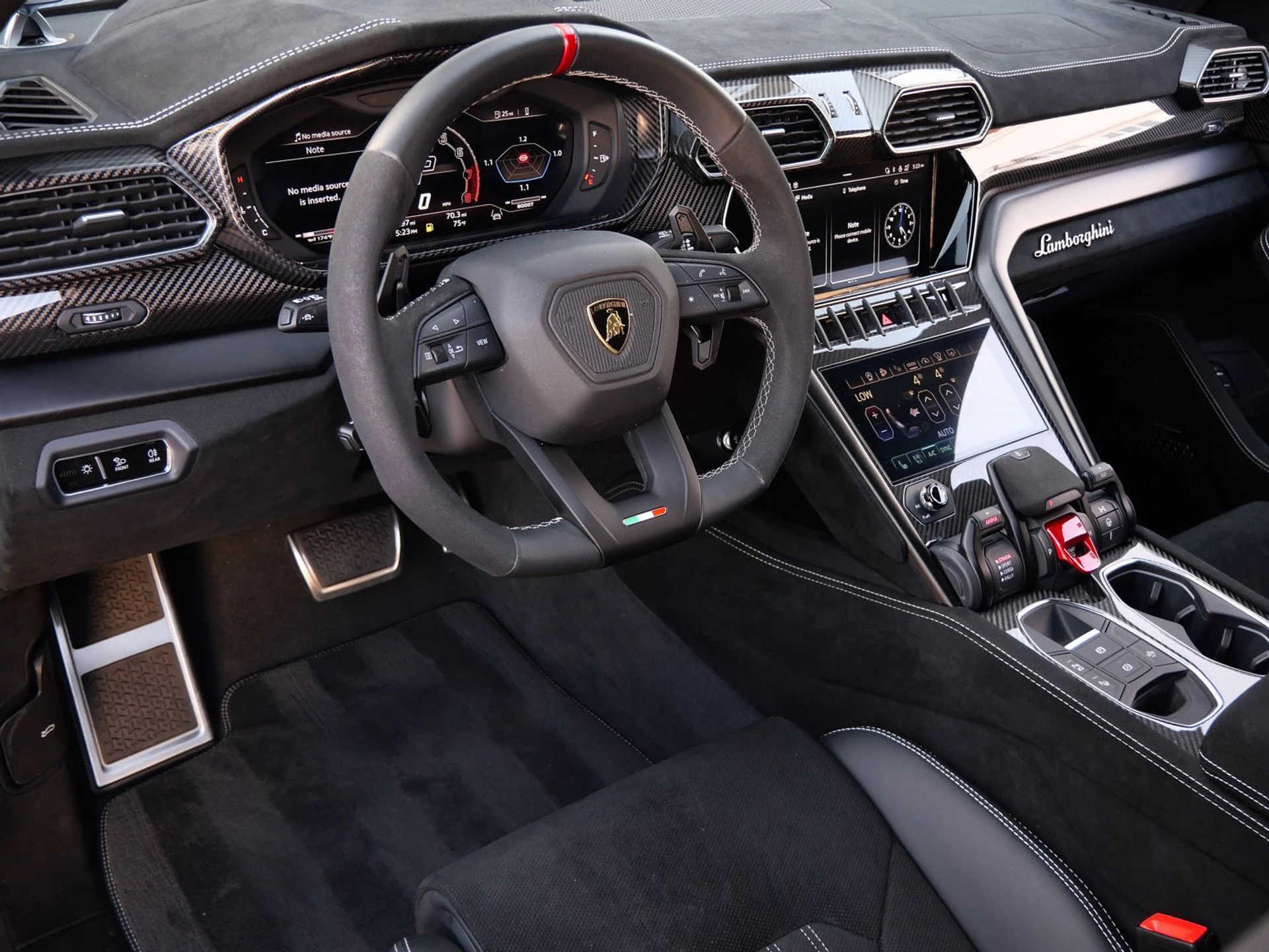 mph027_159995332_e96810eb7266860d52229e3a8b629332x_05387d57ca