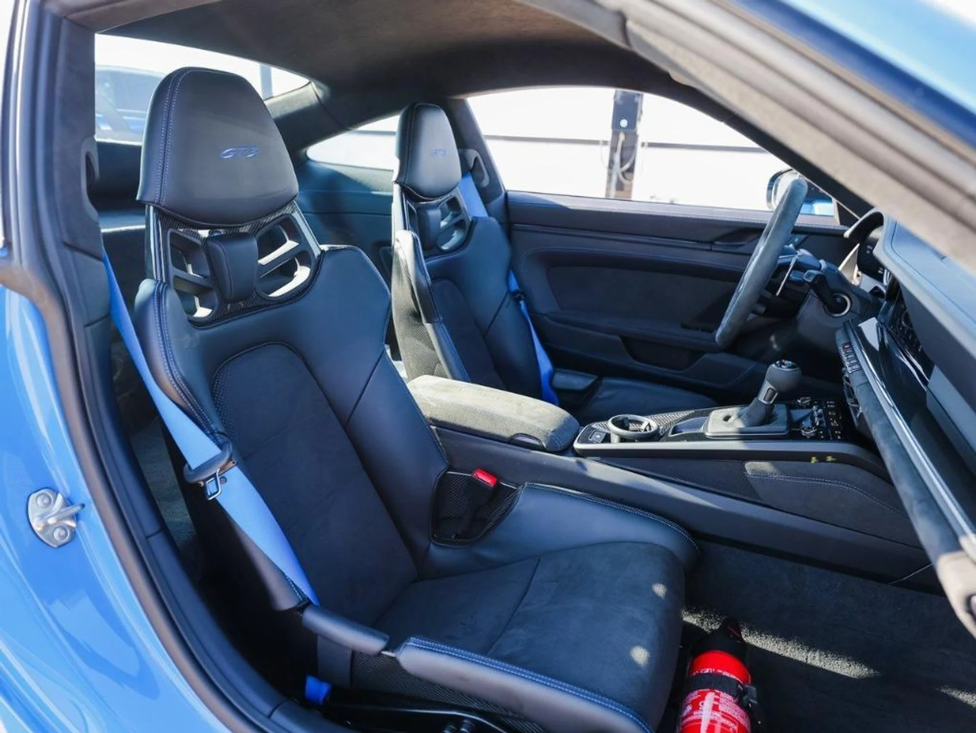 mph027_1602881201_gc_Cb2w_X_Dx_KF_Bpo_H57by6_VU_Kp4_Gs_9197951ca5