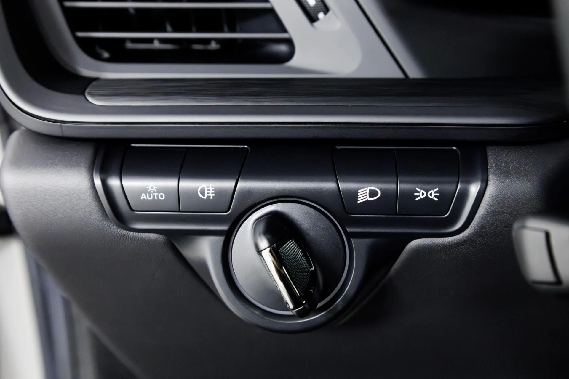 mph027_1607672784_Used_2024_Porsche_911_GT_3_Touring_1767999905_d760aec317