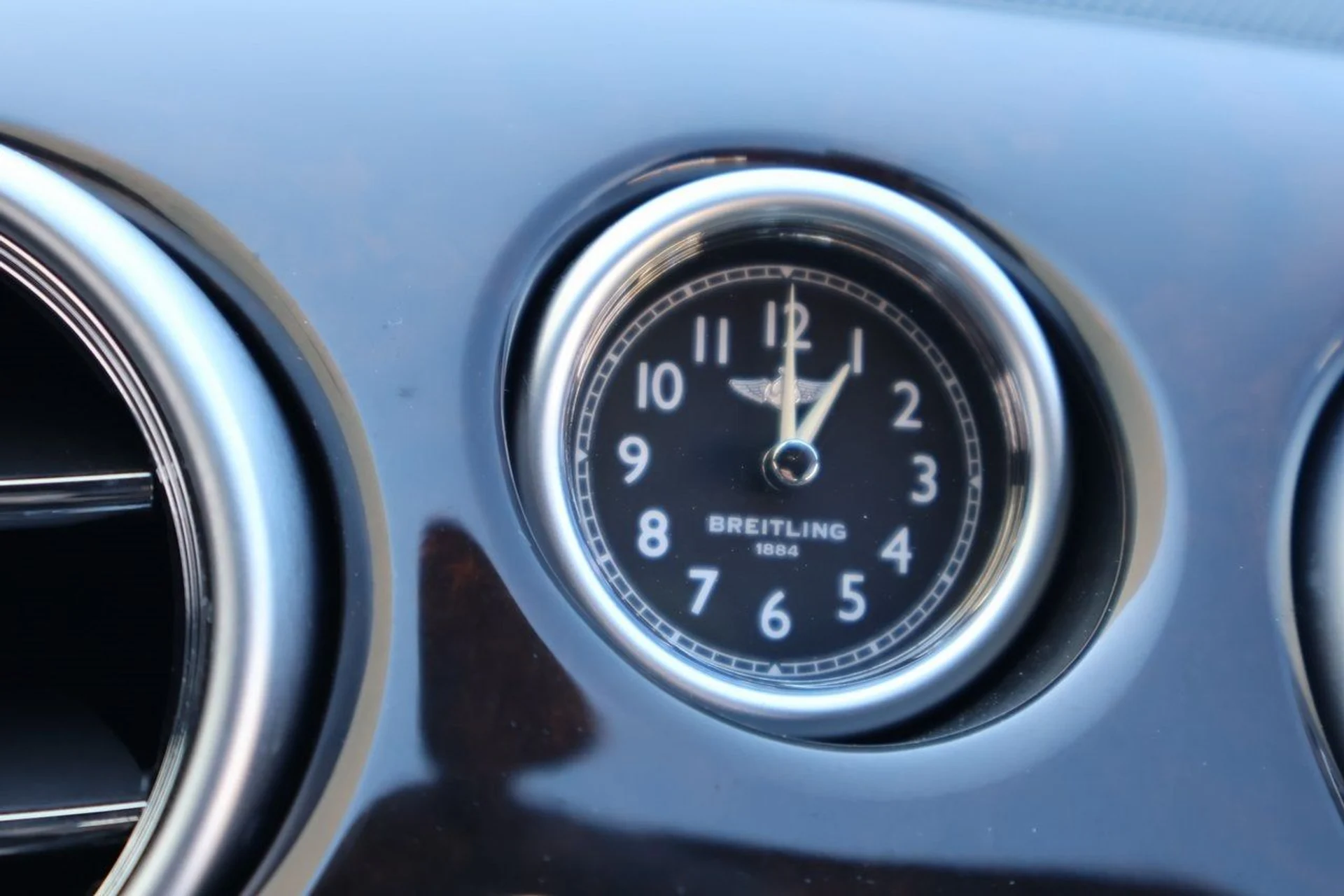 mph027_1608083310_28_56d5fc3364