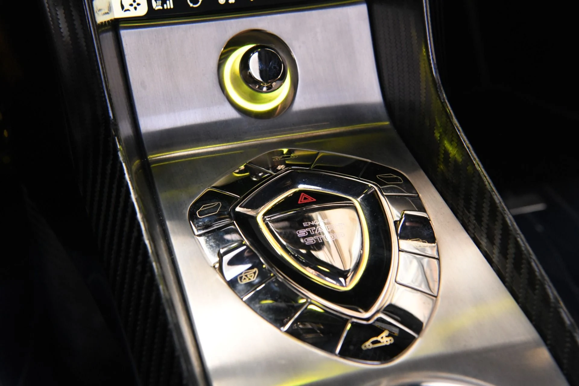 mph027_1610091474_10195_p29_l_db37ce1c83