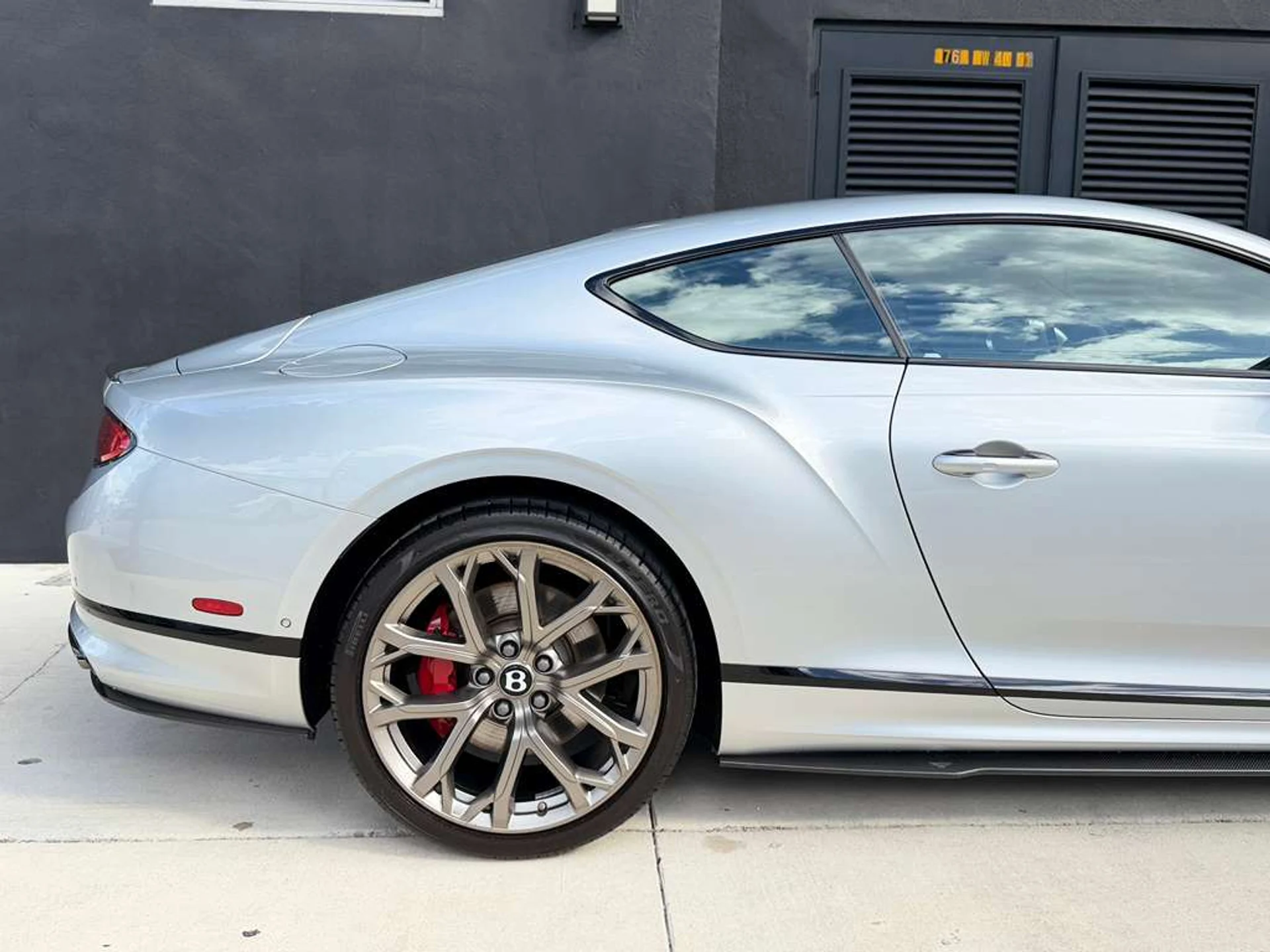 mph027_1613058560_Whats_App_Image_2025_12_17_at_5_40_15_PM_2_bfe3c4a876