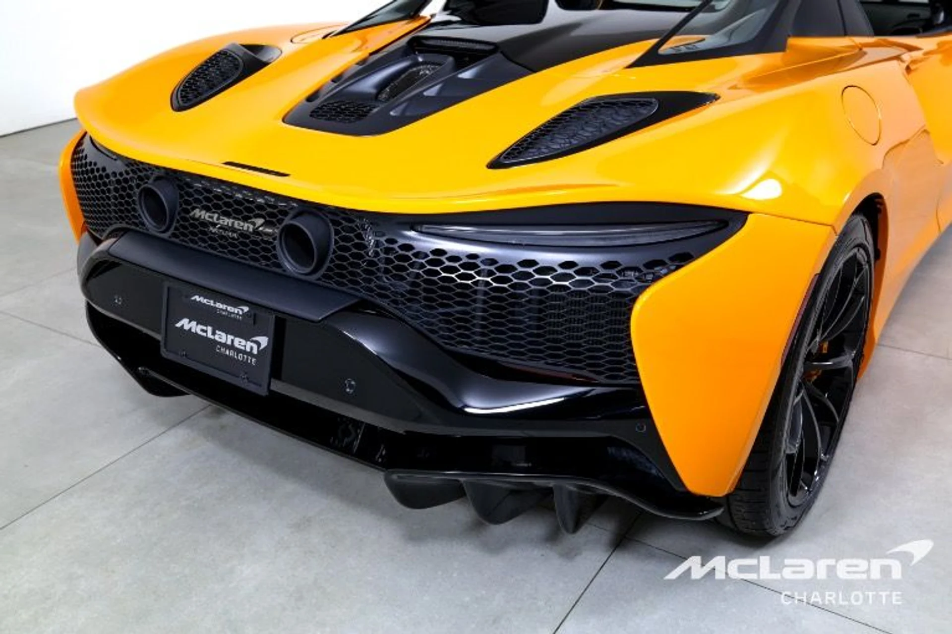 mph027_1621449210_Used_2025_Mc_Laren_Artura_Spider_Tech_Lux_2e7e5c901b