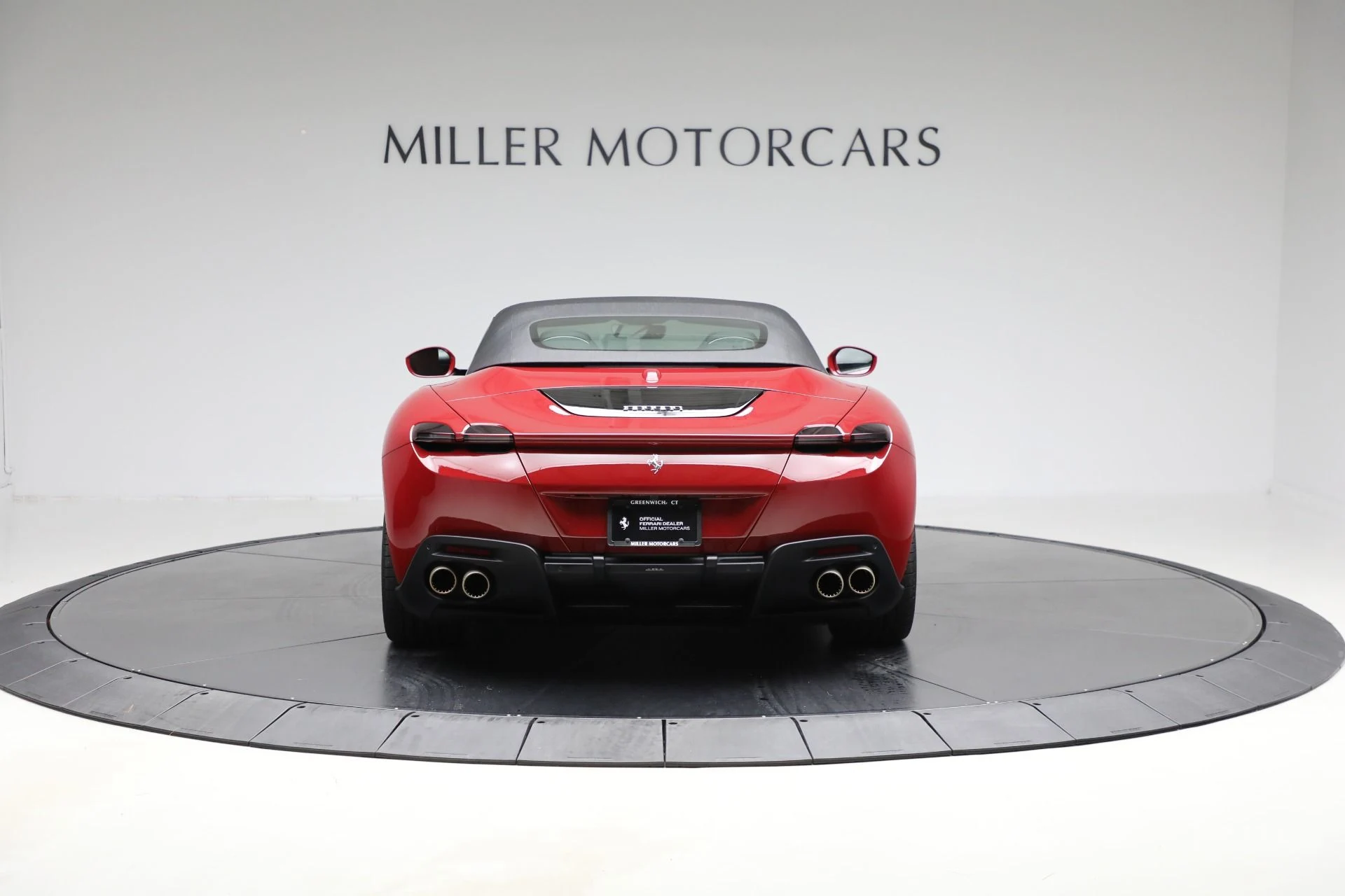 mph027_1626171435_Used_2024_Ferrari_Roma_Spider_6518d0baaa
