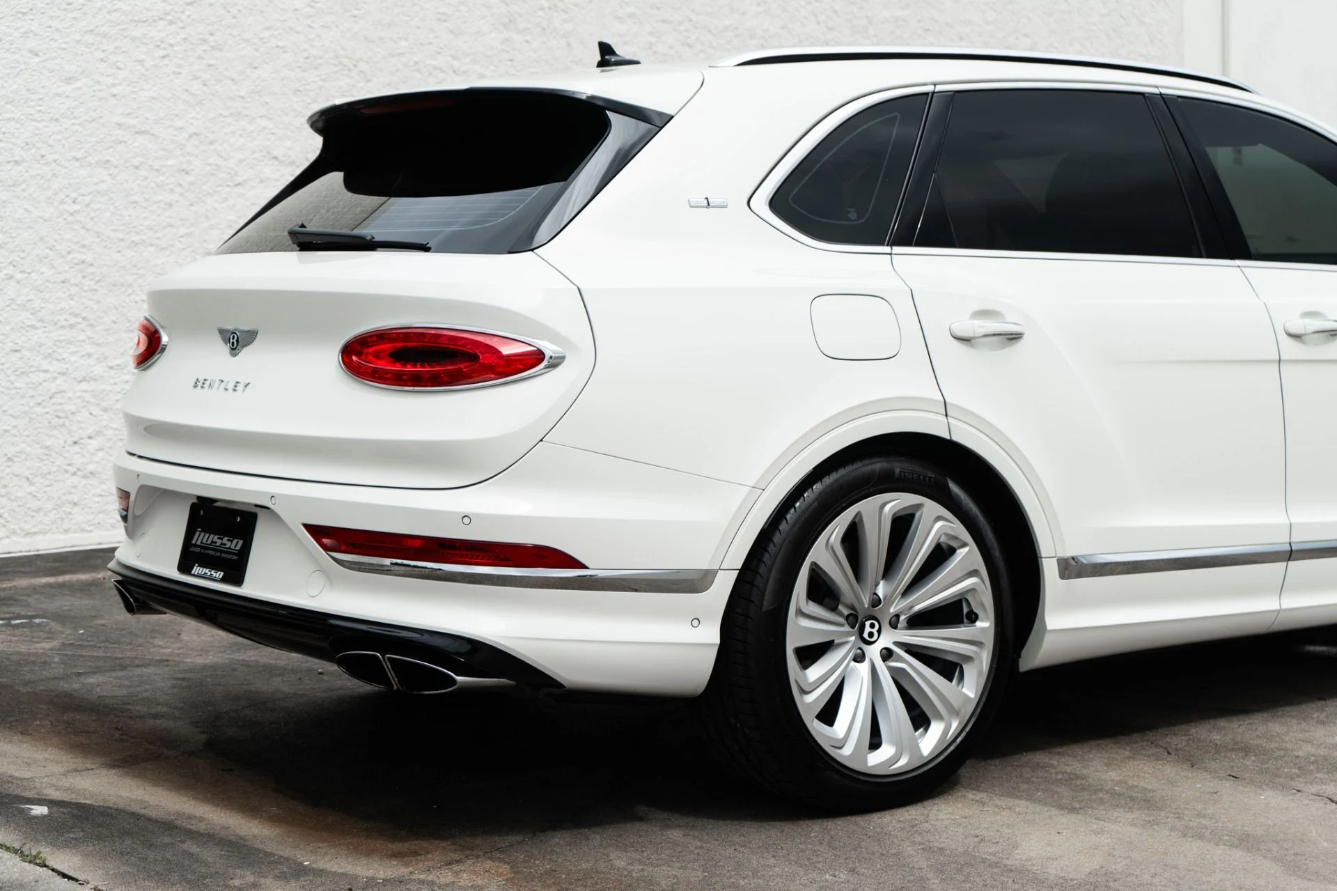 mph027_1627521393_Used_2021_Bentley_Bentayga_V8_1780518091_302cdf405b