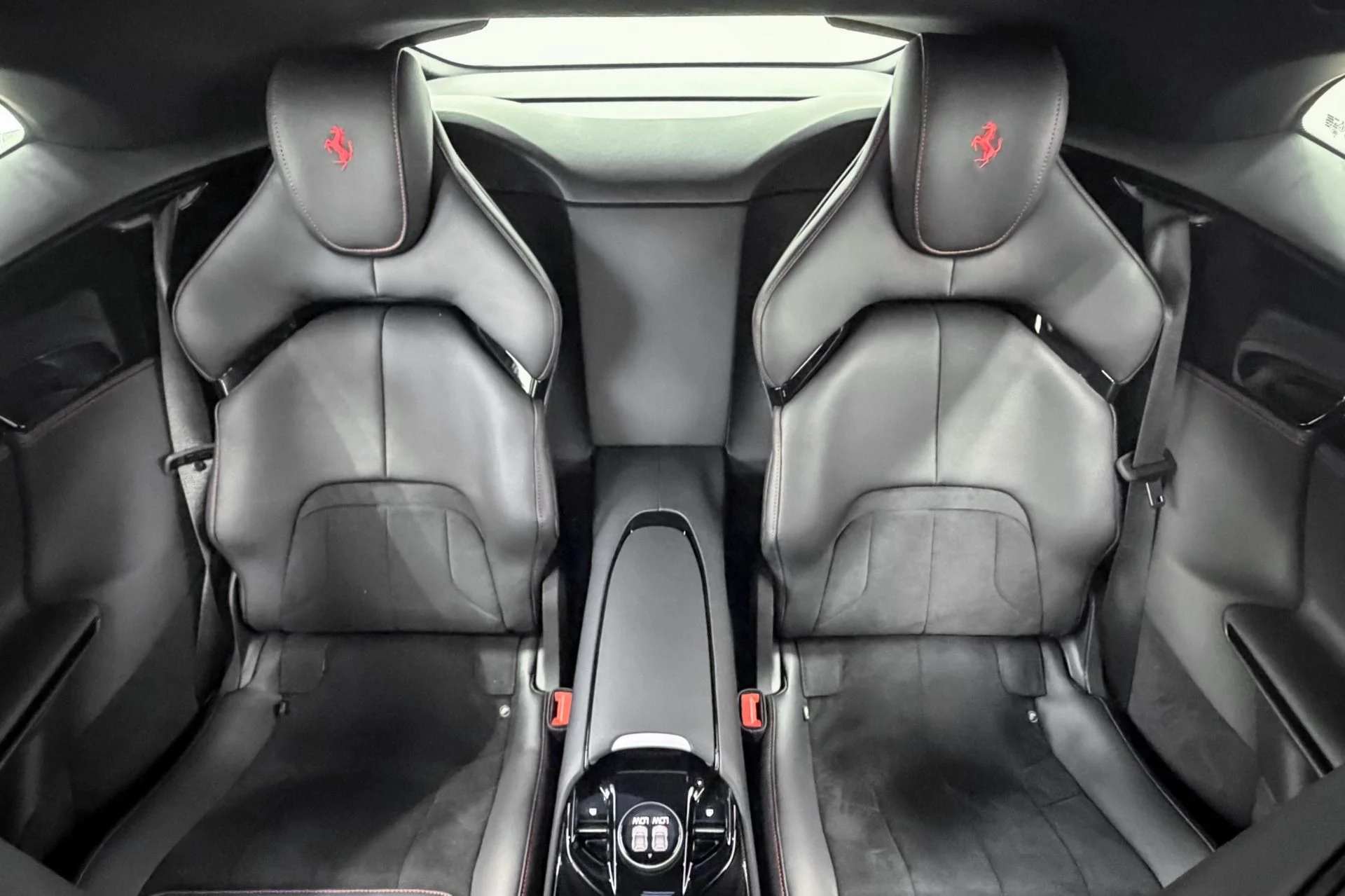 mph027_1639365428_Used_2026_Ferrari_Purosangue_4_Layer_Paint_Color_Panoramic_Roof_Diamond_Turned_Wheels_1785529371_2cd78d1f5e
