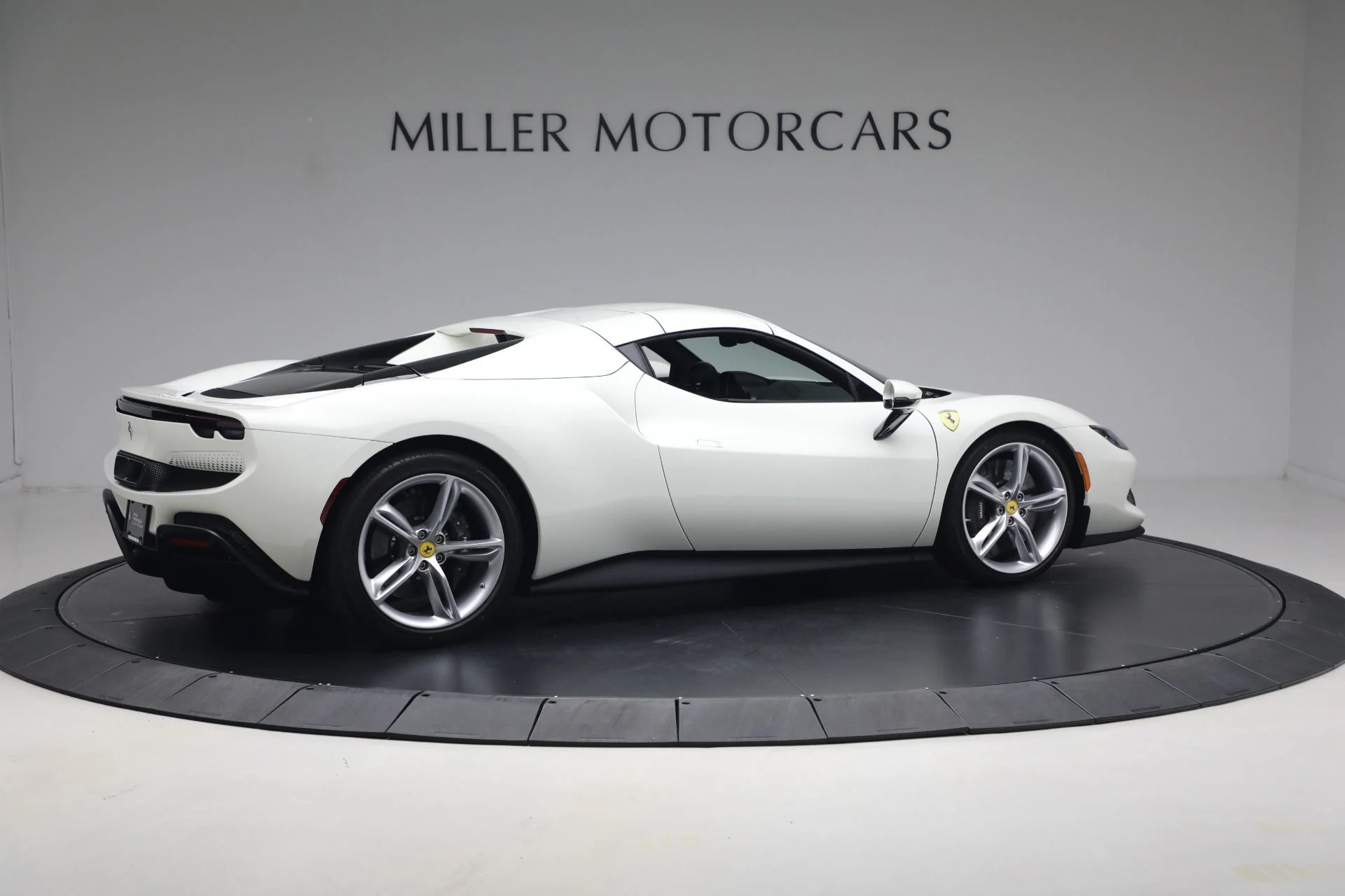 mph027_1641369100_Used_2025_Ferrari_296_GTS_1780951812_a638a24bbb