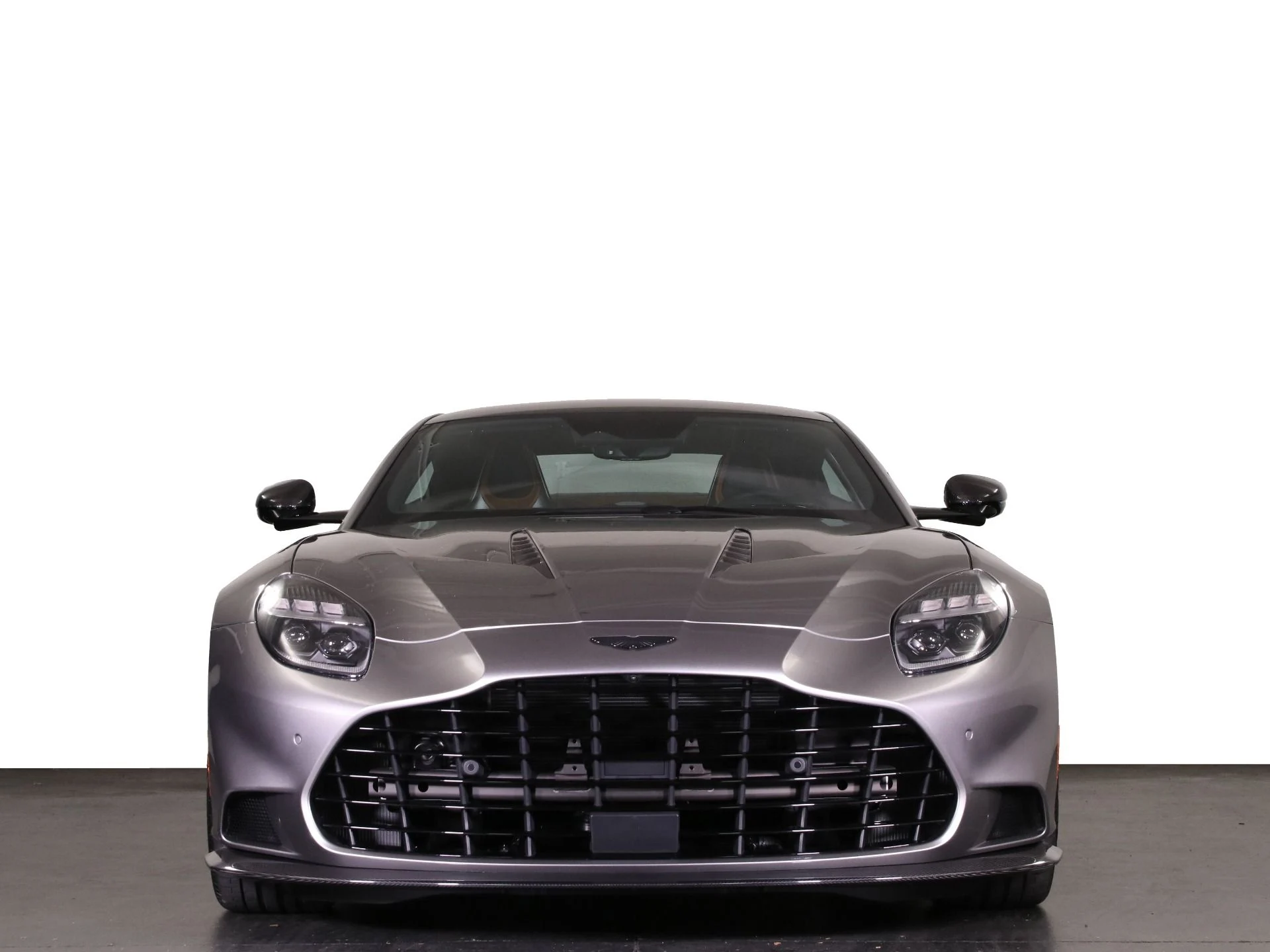 mph027_1651907171_New_2025_Aston_Martin_Vanquish_V12_1742253092_bc7345c1a9