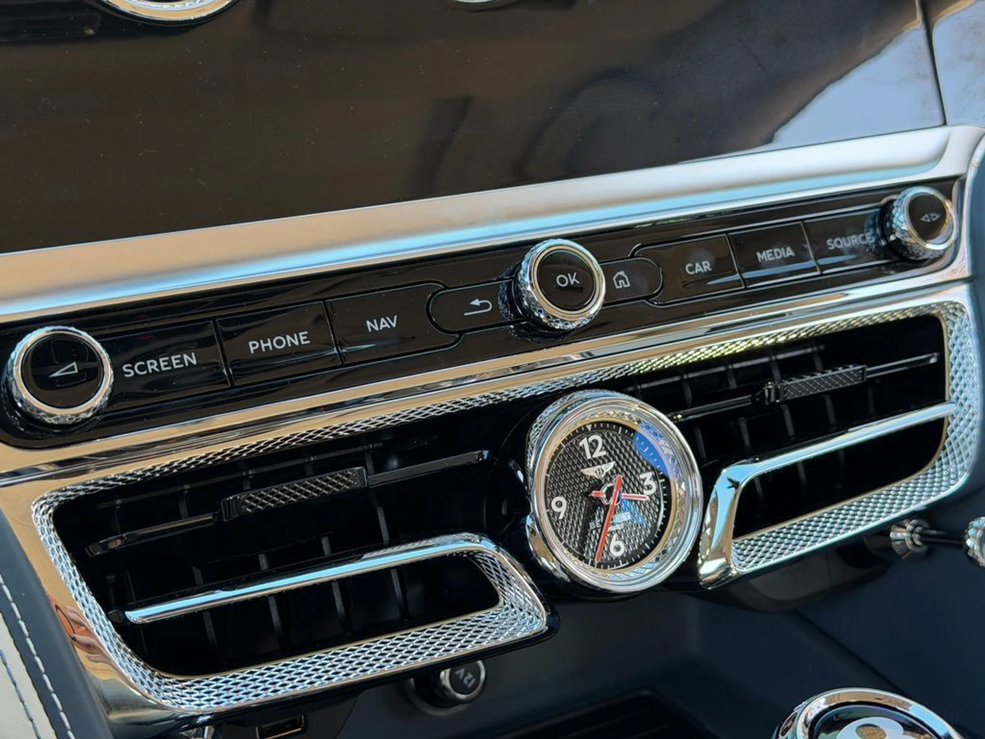 mph027_1664685268_317b65b4f34c418ca1ed973f75db0617_114ed2b5ba