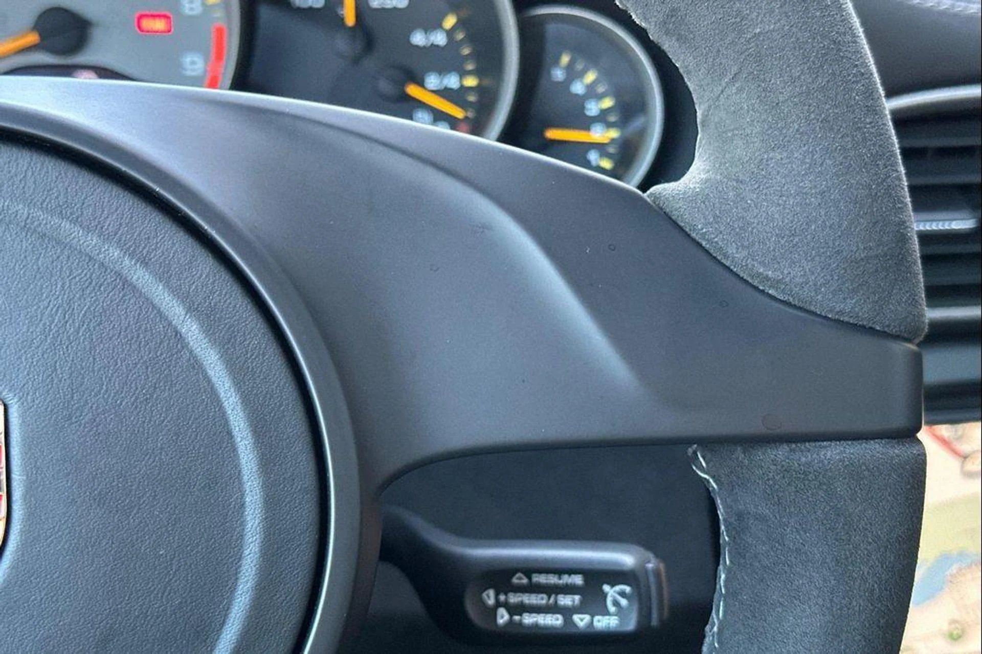 mph027_1668984662_y_WI_7zk3_Iq4_N3_Tez56x_N_Xow1i_YRM_ca17291f58