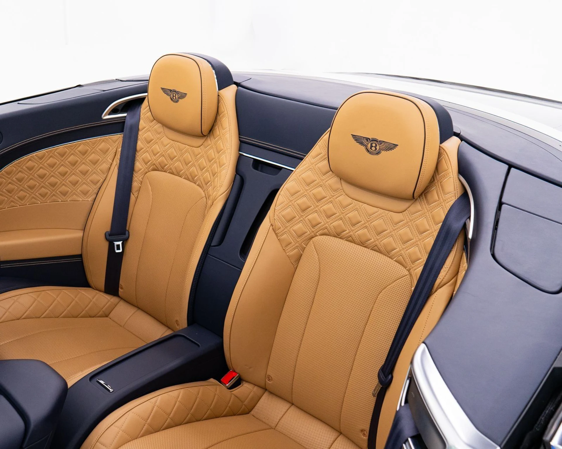 mph027_1707713647_ce4d5285aba77074f8725e590638e886_18593cc65e