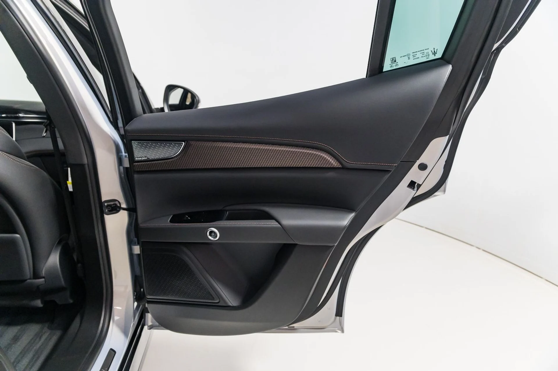 mph027_171783596_e1547117d0f94b78bbecd19f58f008eb_58fb2a9314