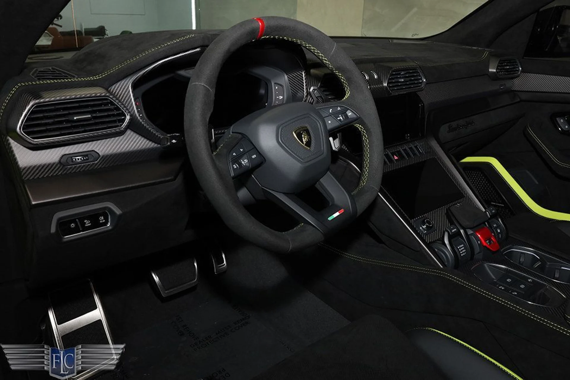 mph027_1720016960_used_2024_lamborghini_urus_performanteawd_9689_22932992_28_1024_902d849146