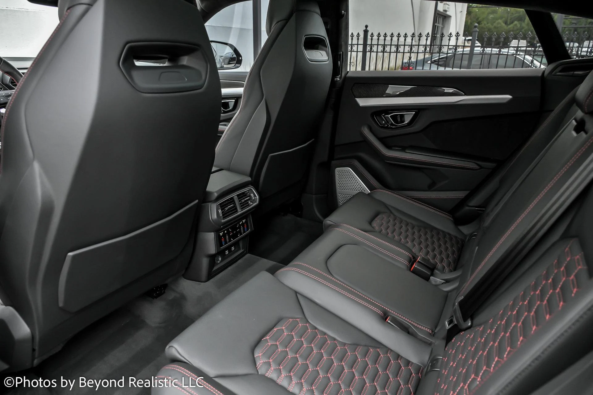 mph027_1721973091_Used_2022_Lamborghini_Urus_1760342222_9f4fea9f69