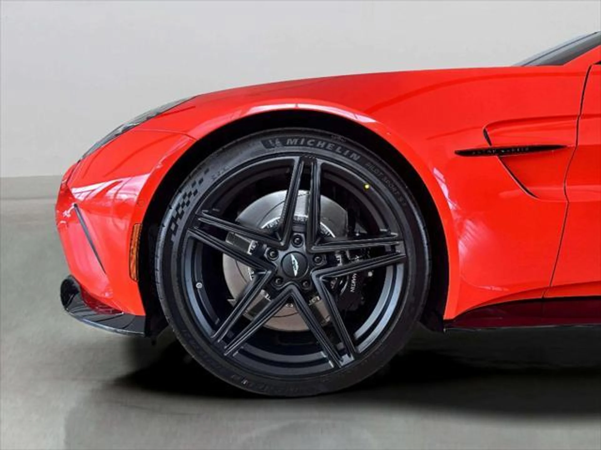 mph027_1725017456_q9l_FQGVN_Mqn_F_Cb_Lw7_Of_I_nj_R2_Y_04cd758f00