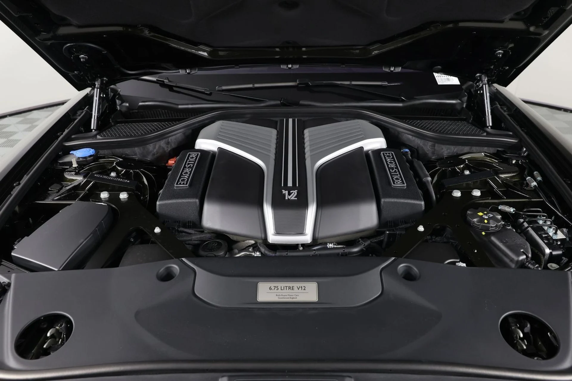 mph027_1729312712_ac39e347e4d994f2308f60f5ef20c541_e1d4914f42