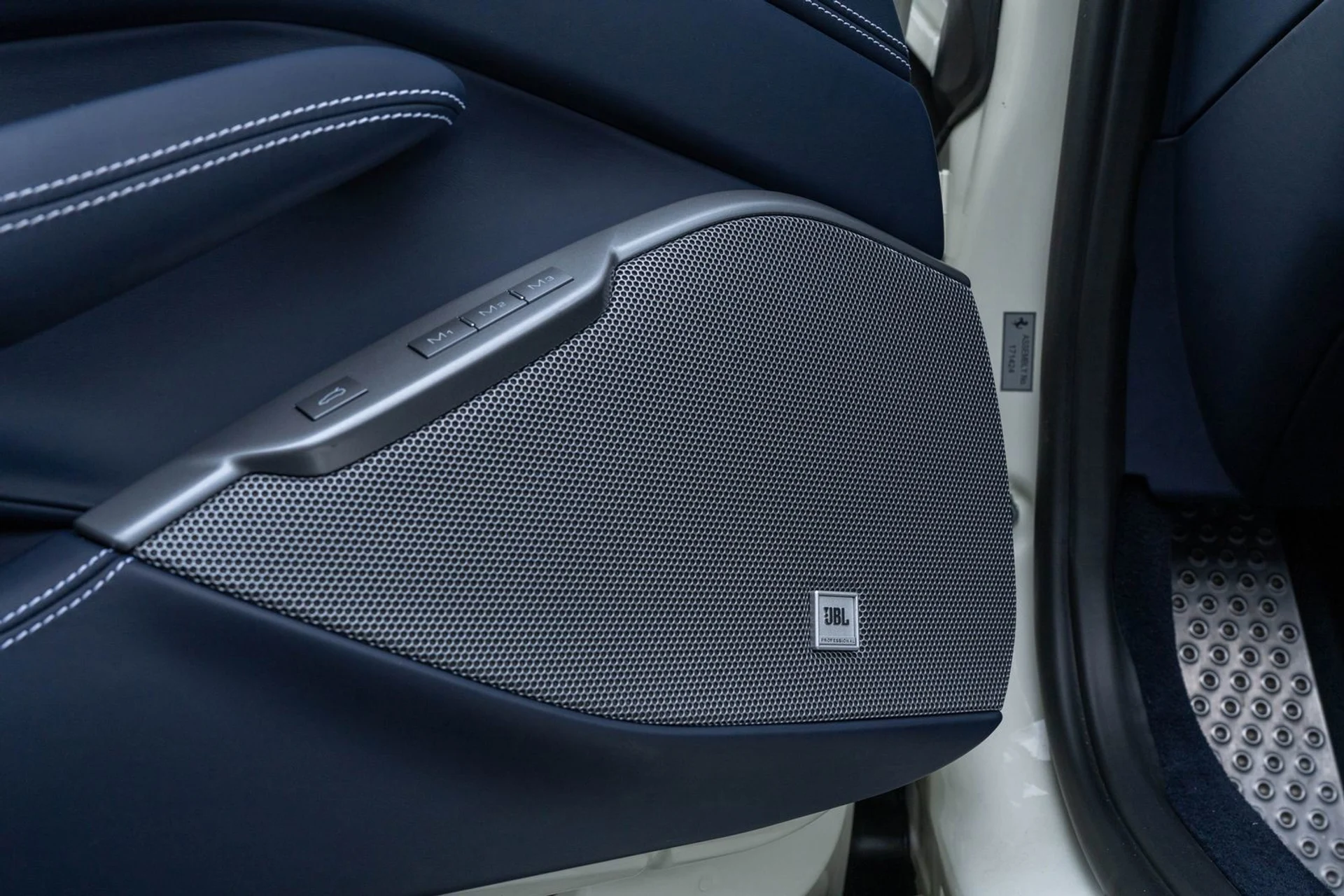 mph027_1730874857_7f631bbd48d5438f94c1ad8a7a8b644b_e49a982949