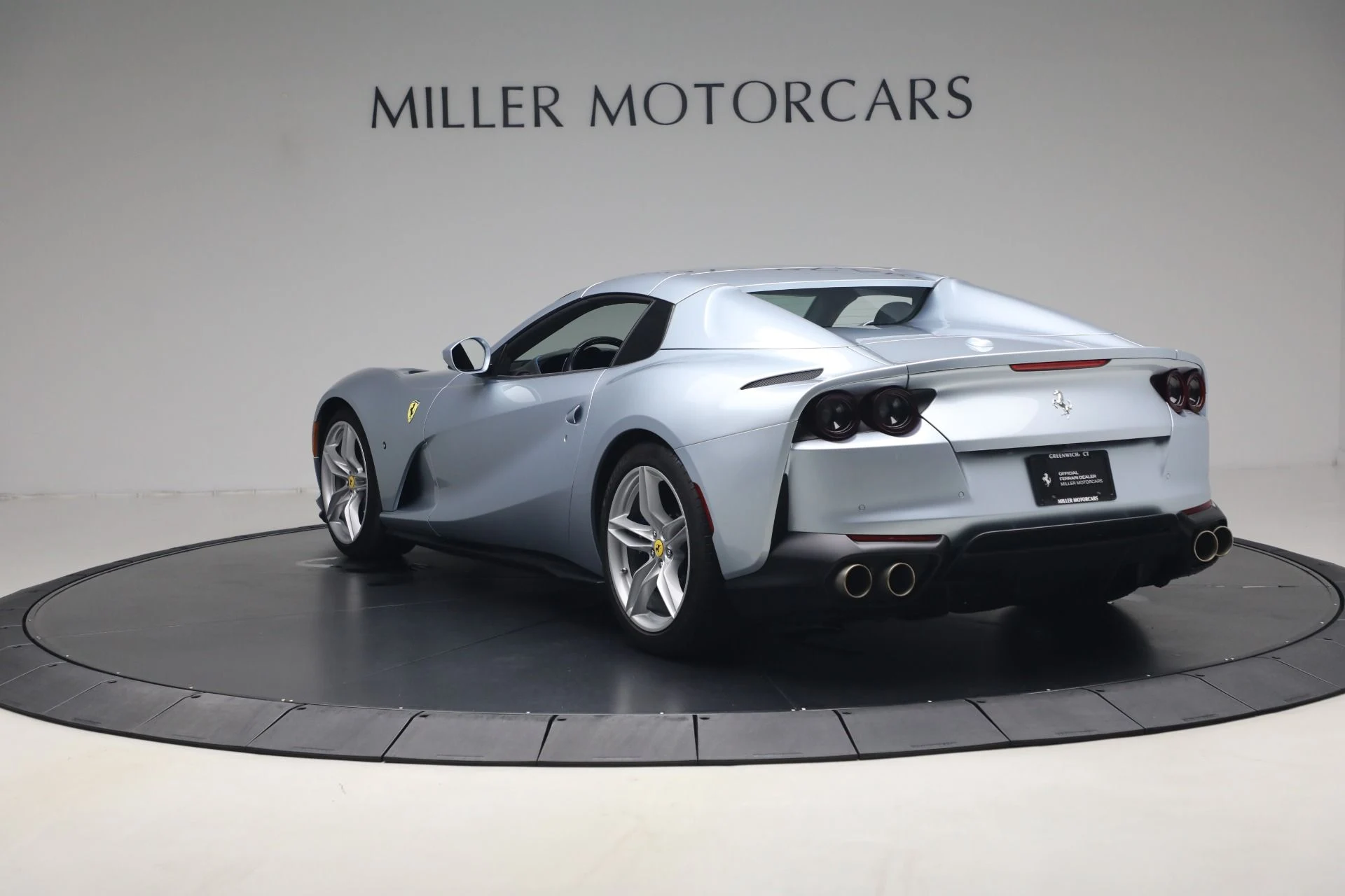 mph027_1741129198_Used_2022_Ferrari_812_GTS_1785790063_7cd3dffbcd