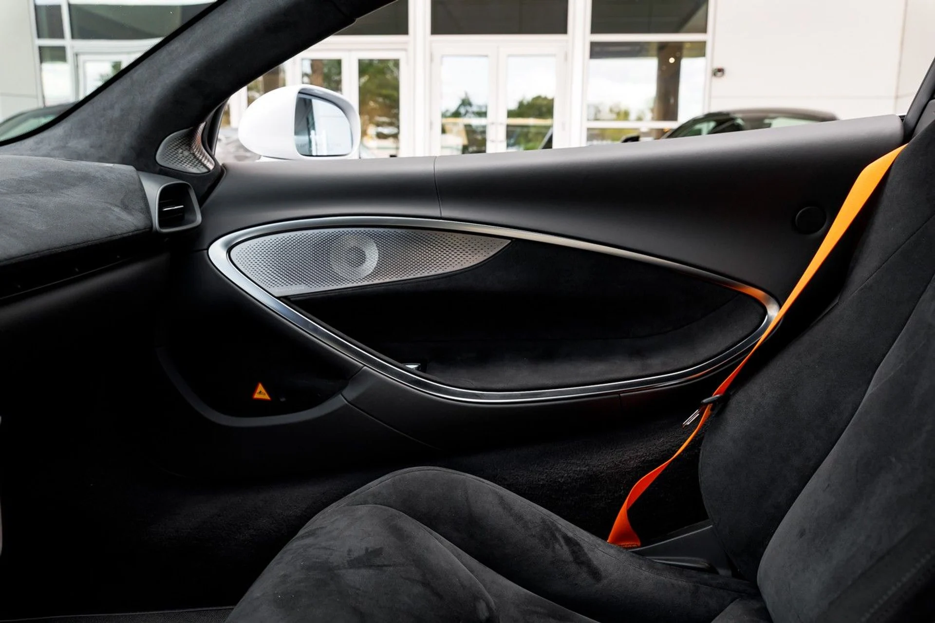 mph027_1747046664_614_p28_l_c51bb9ca94