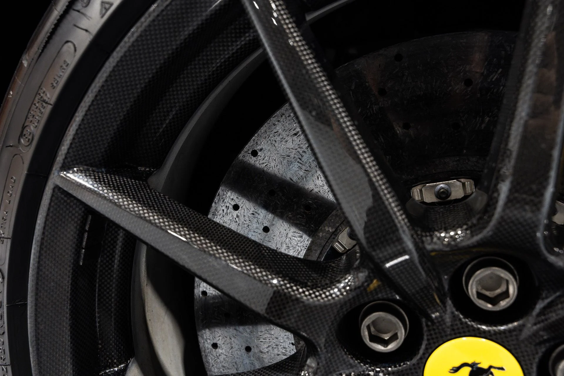 mph027_1747279219_Used_2020_Ferrari_488_Pista_1758067134_3950b9bbed