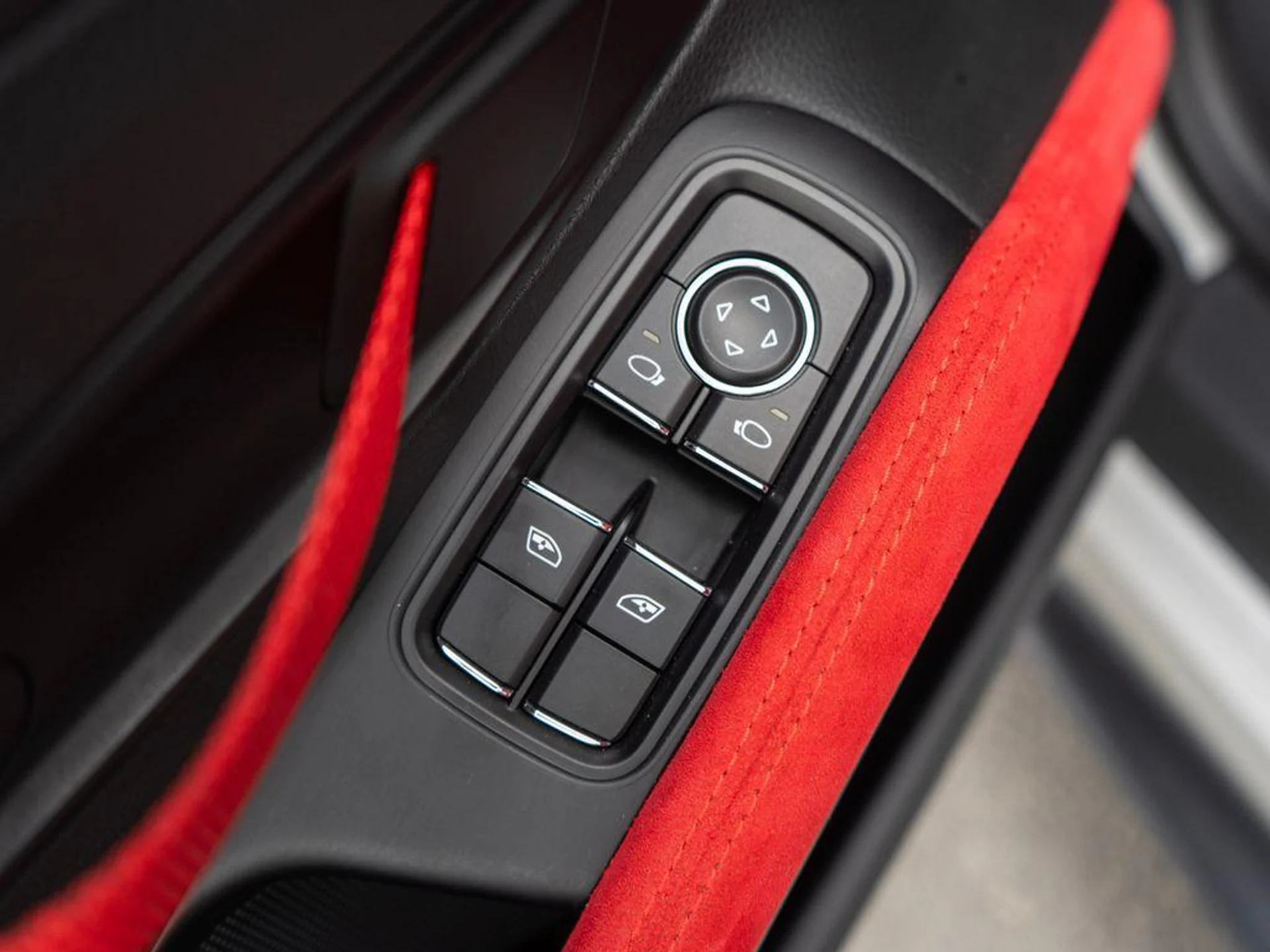 mph027_1748965581_e_WR_Kgd2_Iuc_Pnzmdd4_FW_Cm_Mea_K4_Y_706357159a